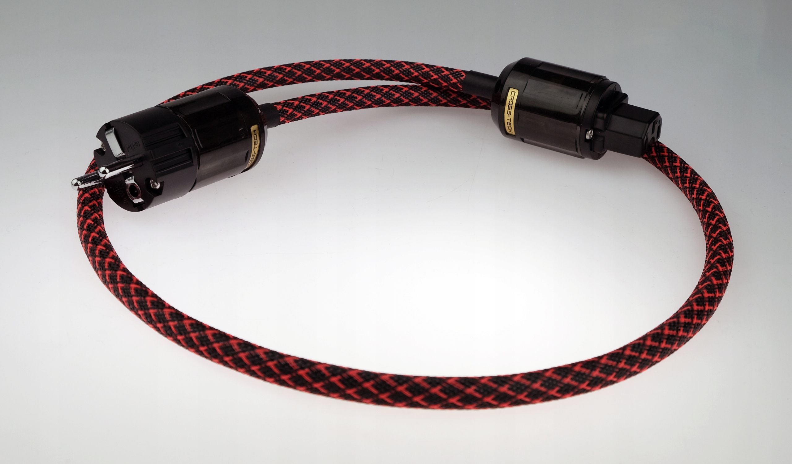 Kabel przewód zasilający PRĄDOWY 230V CROSS-TECH czerwono-czarny oplot 0,5m Model Red Oplot