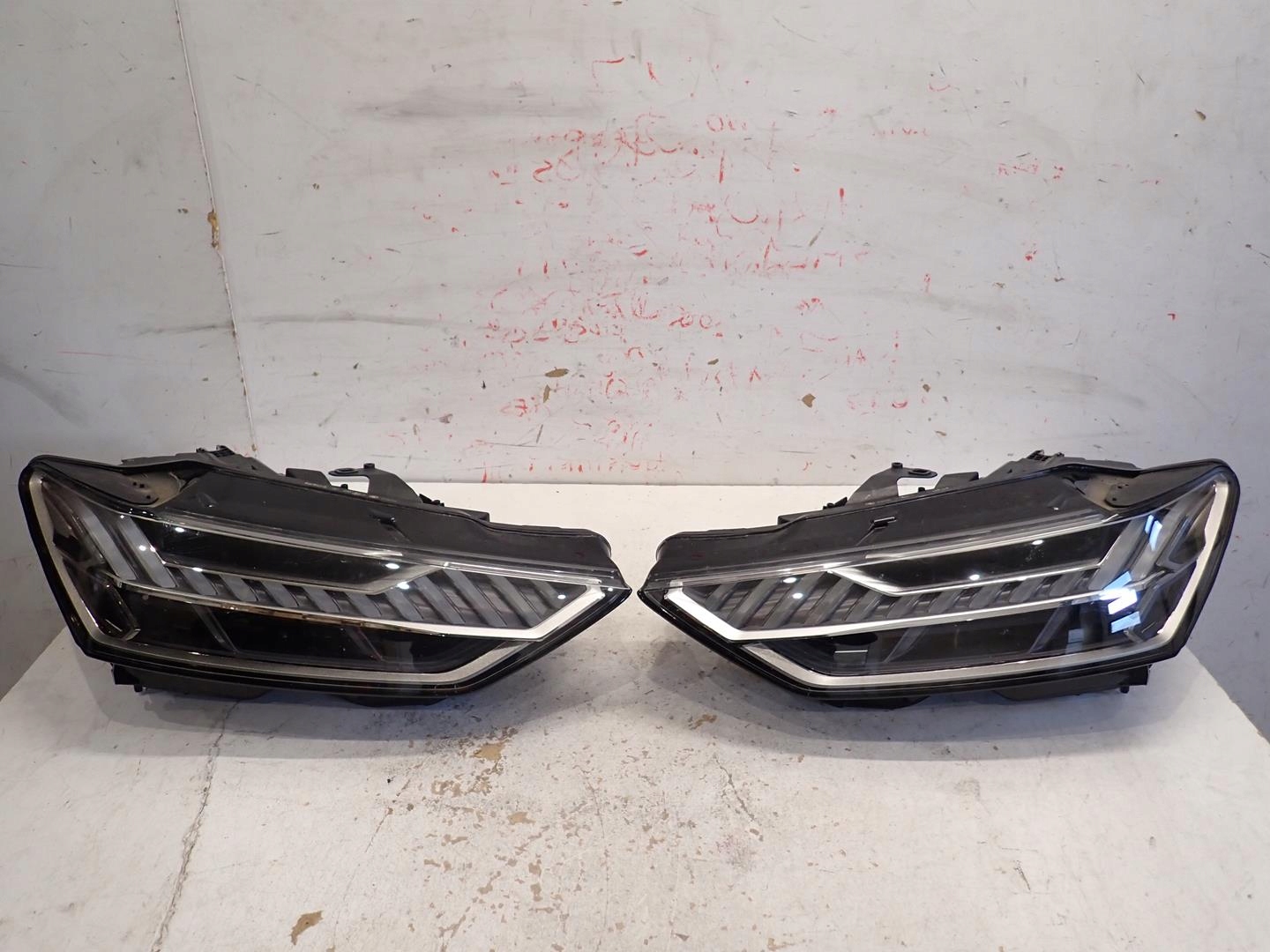 light front left AUDI A7 FULL LED MATRIX 18- 4K8941036F