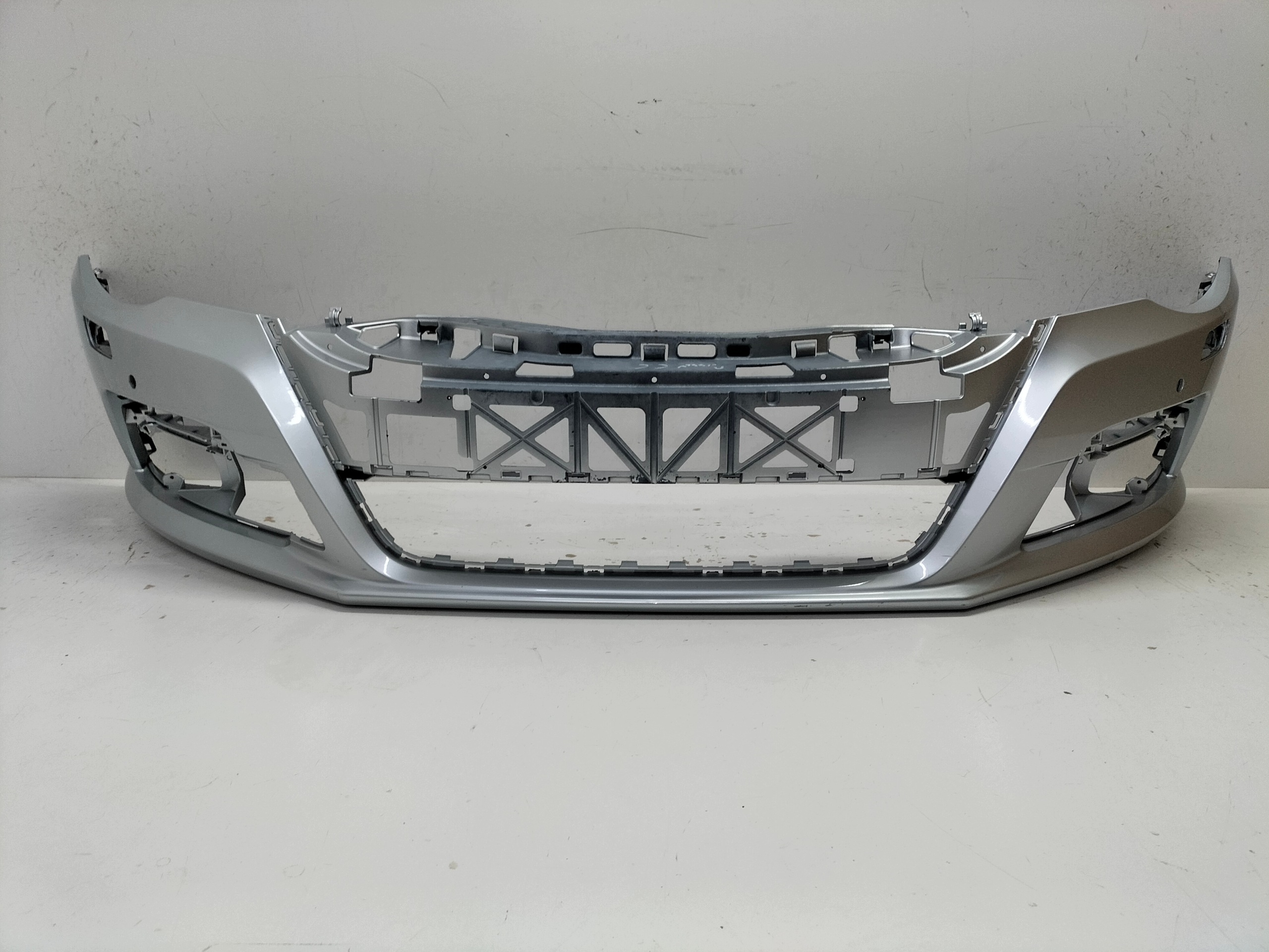 front bumper front VW PASSAT CC 08-12 wersja below washers , below PDC