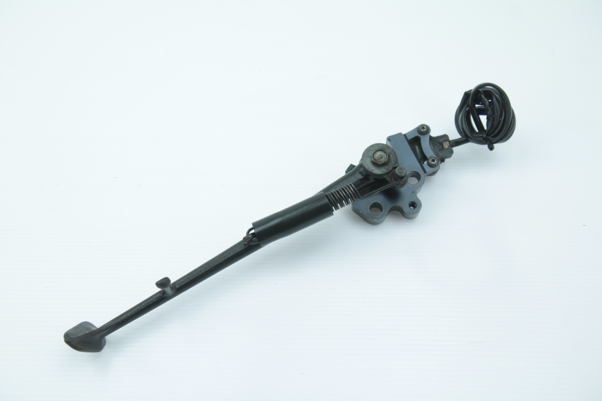 YAMAHA R6 RJ05 03-05 РОЗ'ЄМ БІЧНА 