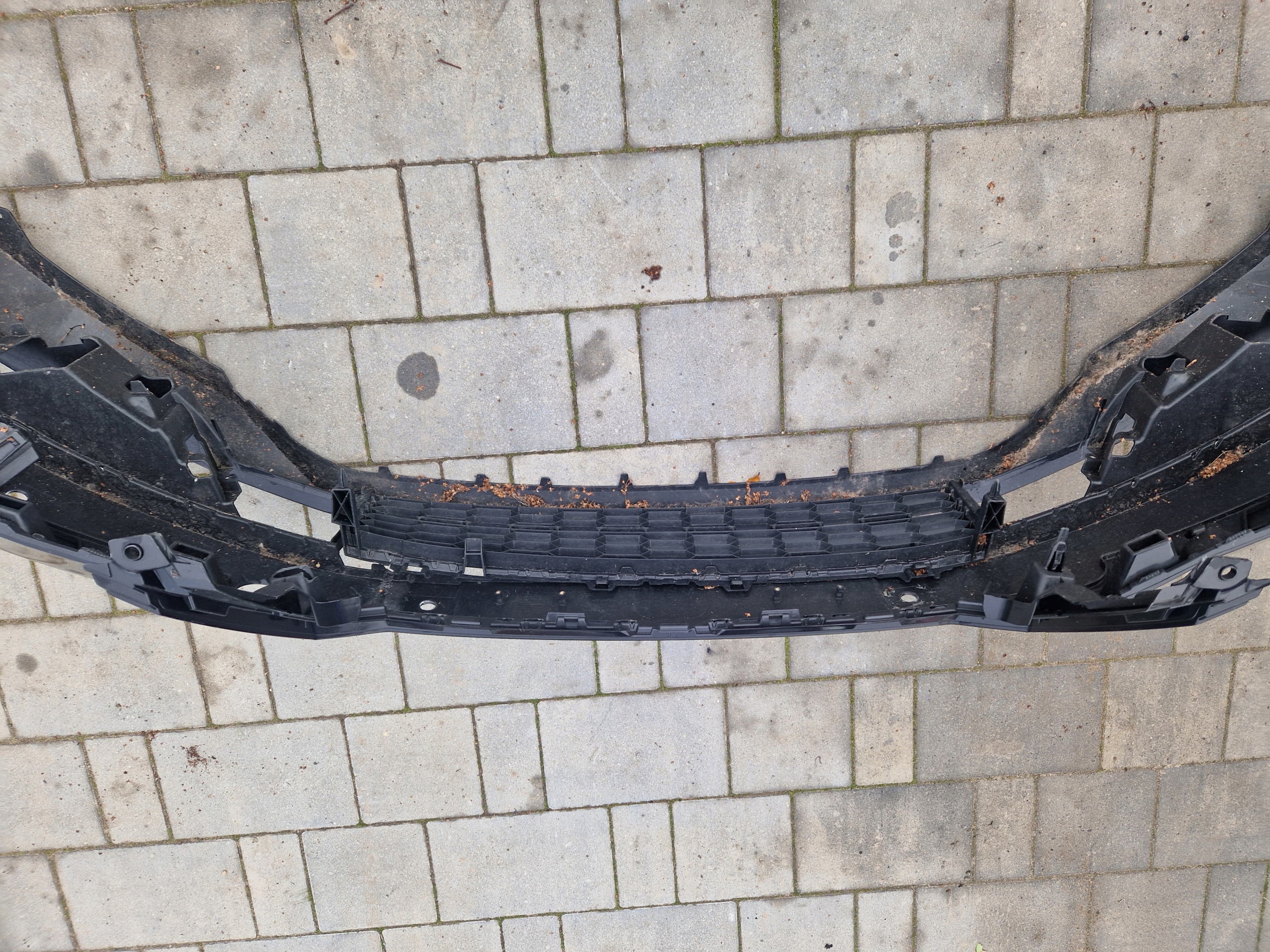 bumper front front SKODA SUPERB III LIFT XENON PDC 3V0807221
