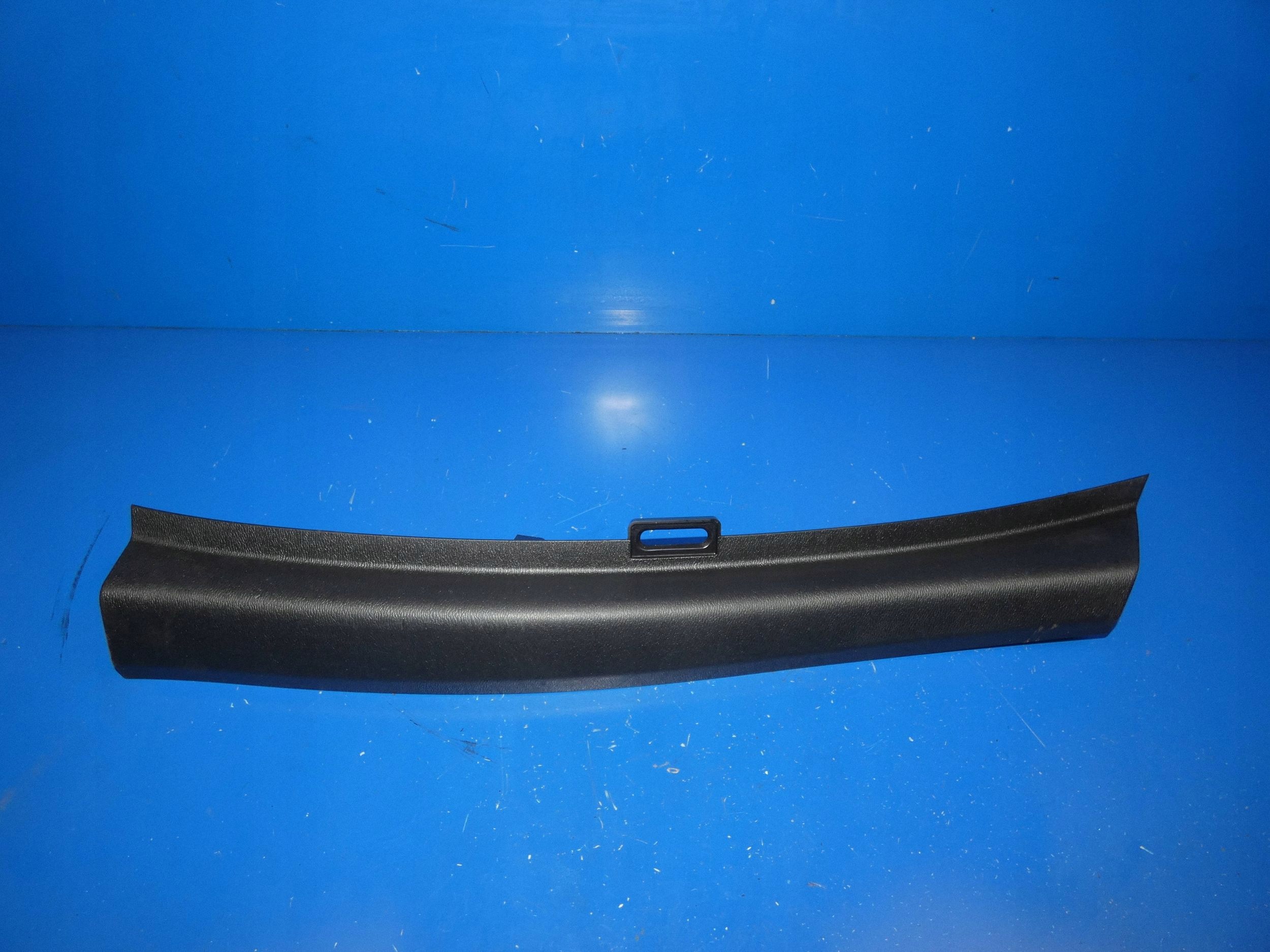 VOLVO V60 II 18- cover SLUPKA moulding left left rear part