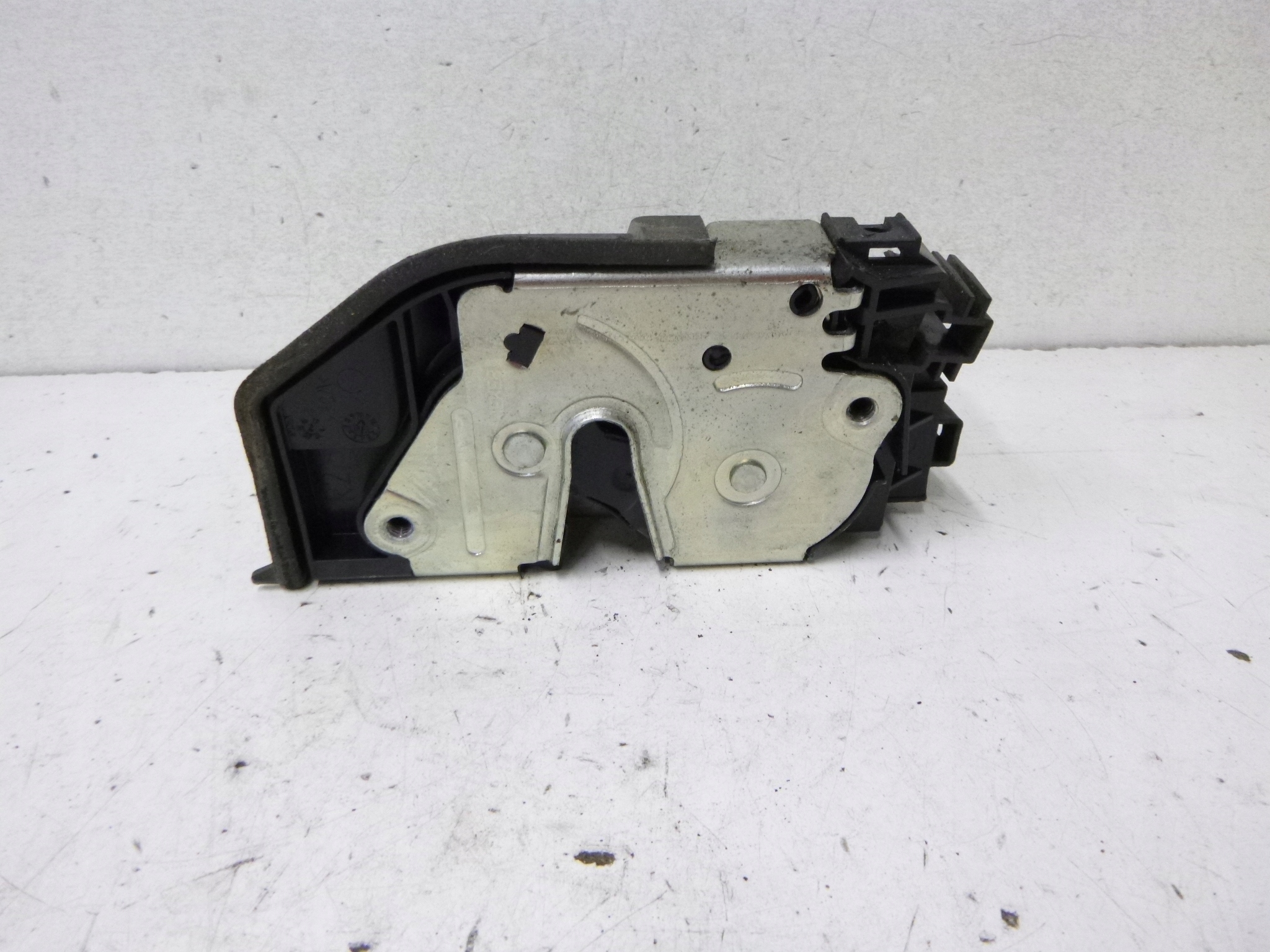 lock door front right BMW E60 E61 05r.