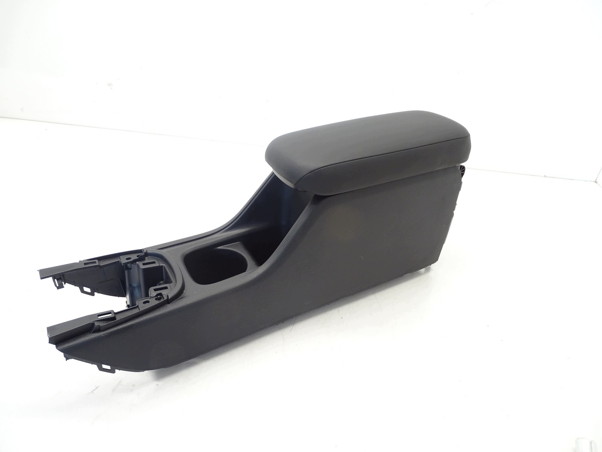 TUNEL mitte HONDA JAZZ V 83405-TZB-E0