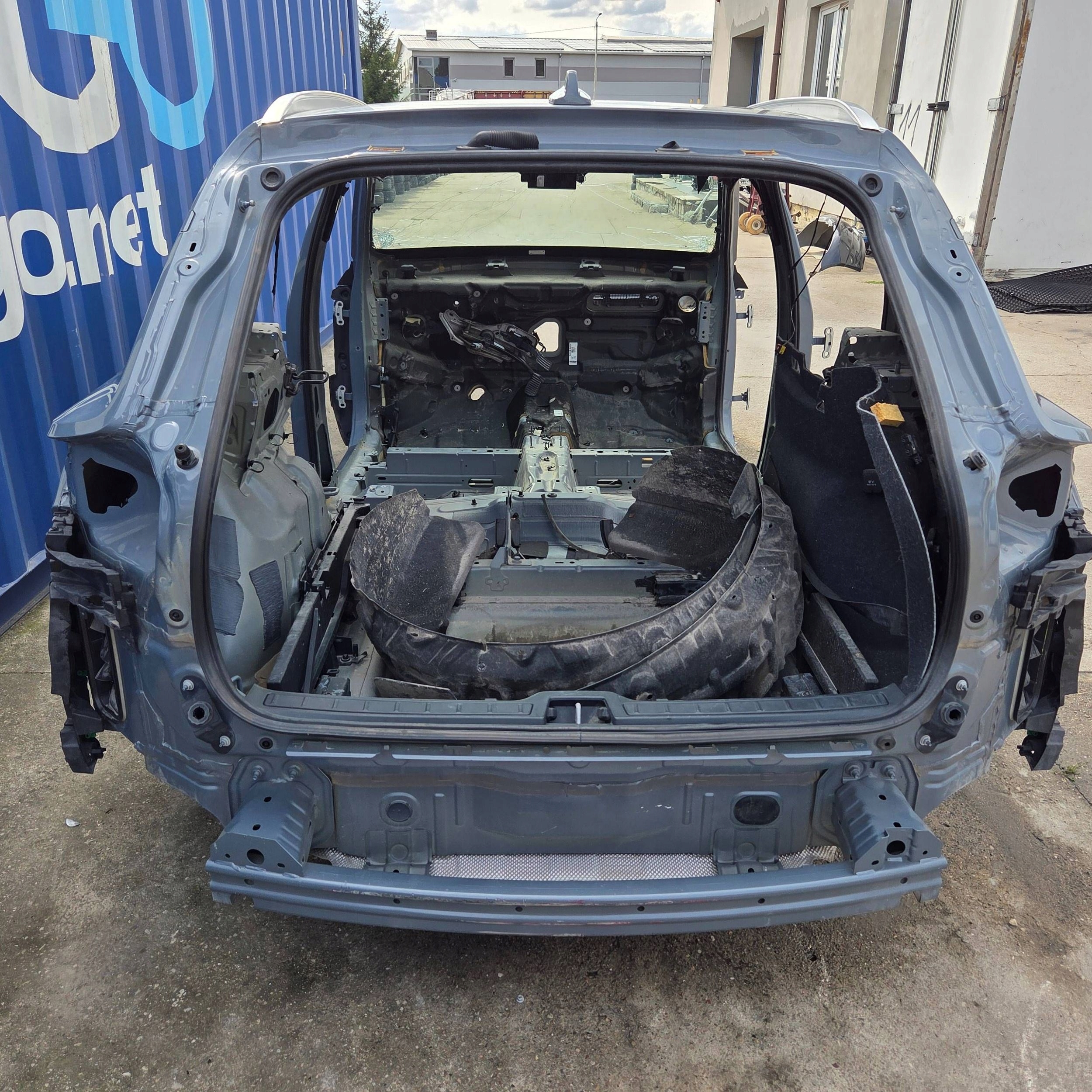 Volvo XC40 Seitenschweller links oder rechts