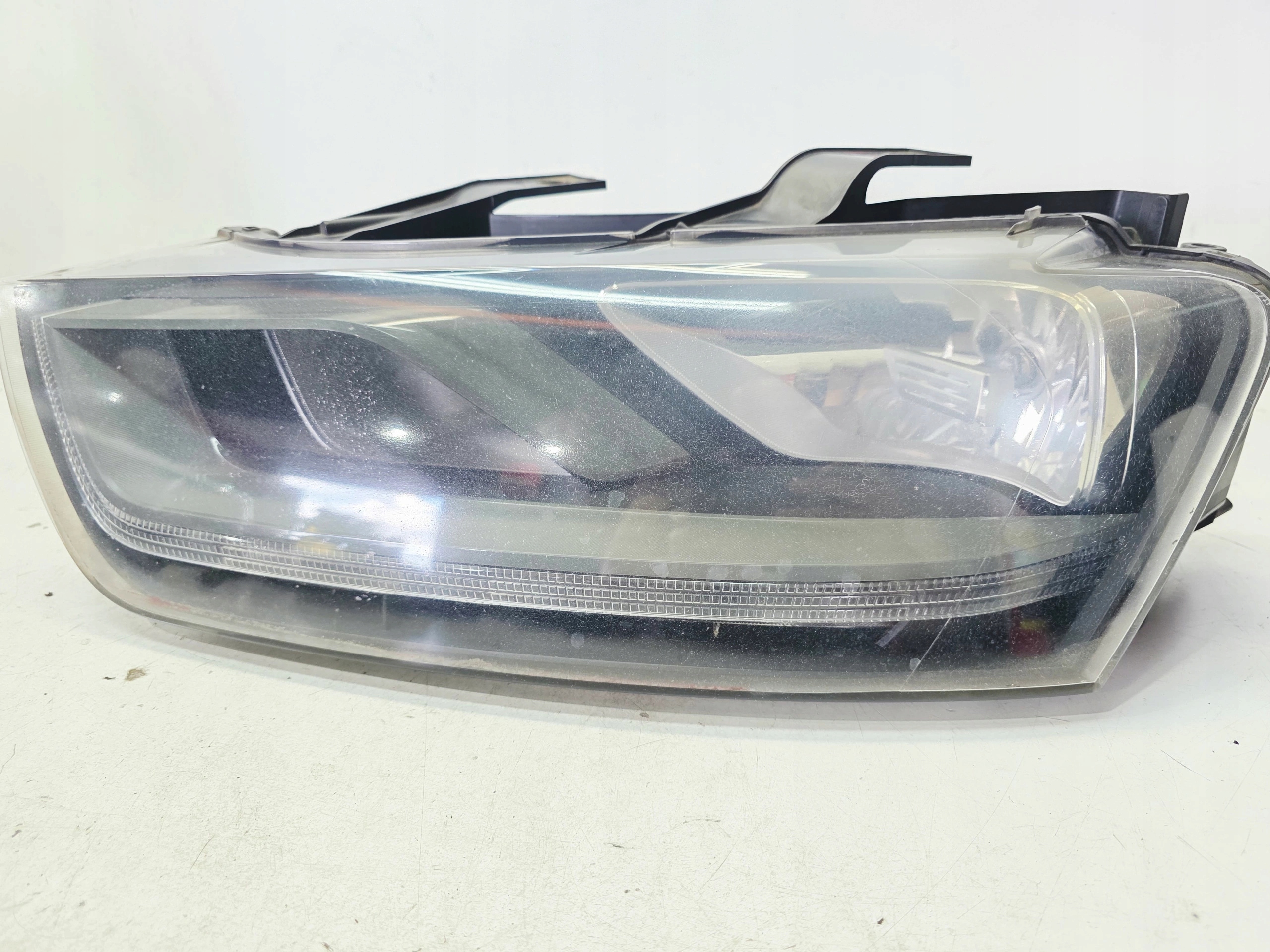 REFLEKTOR light front left ZWYKLA AUDI Q3 8U 8U0941003N 22/26 UK
