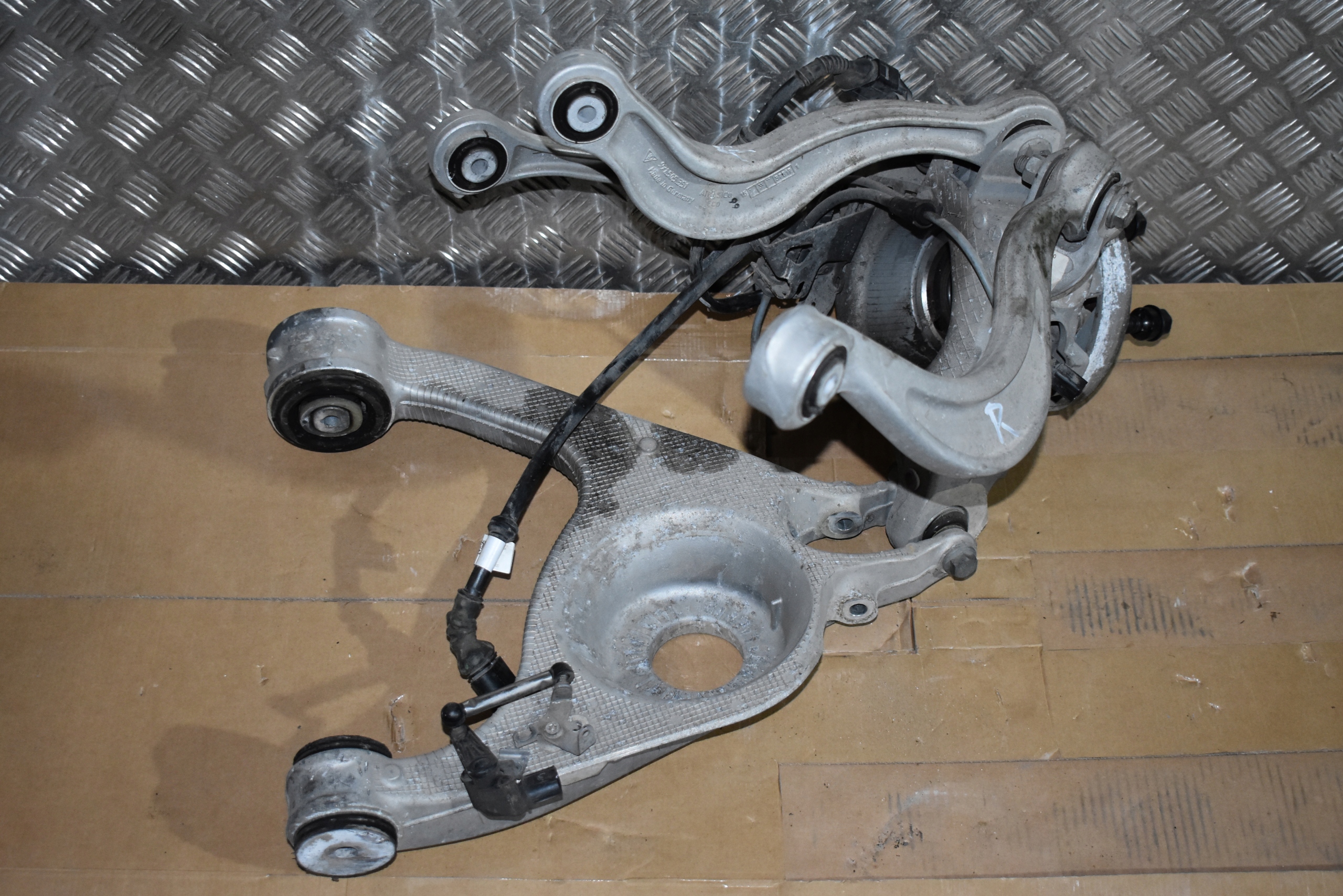 IDEALNE Achsträger heck hinten rechts PORSCHE PANAMERA 971 1