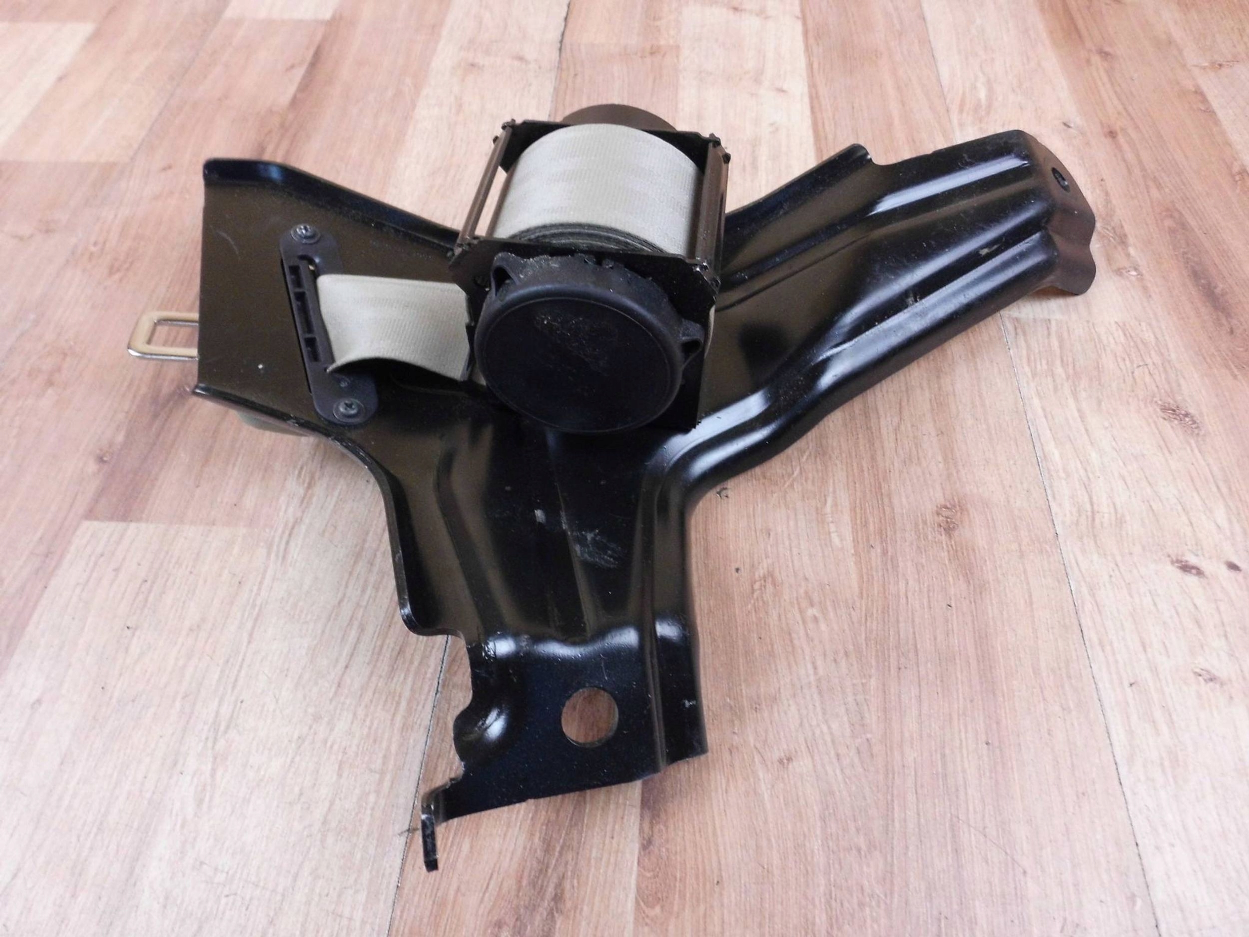 Honda CR-V IV Gurten Sicherheits SITZ hinten srodkowego mitte