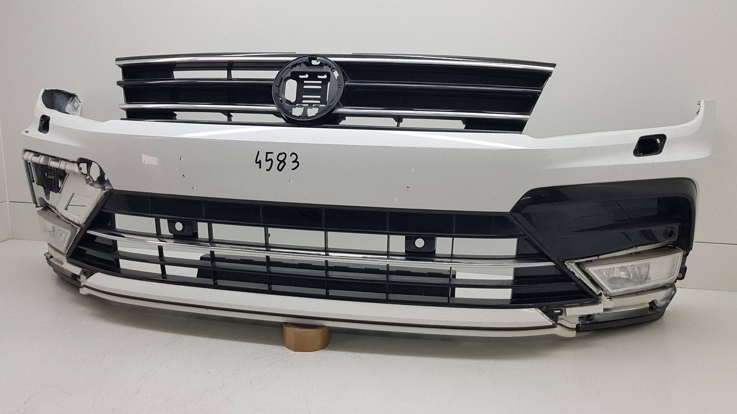 VW TIGUAN 2 II 5NA R-LINE 2017 - bumper front 5NN.807.221.A
