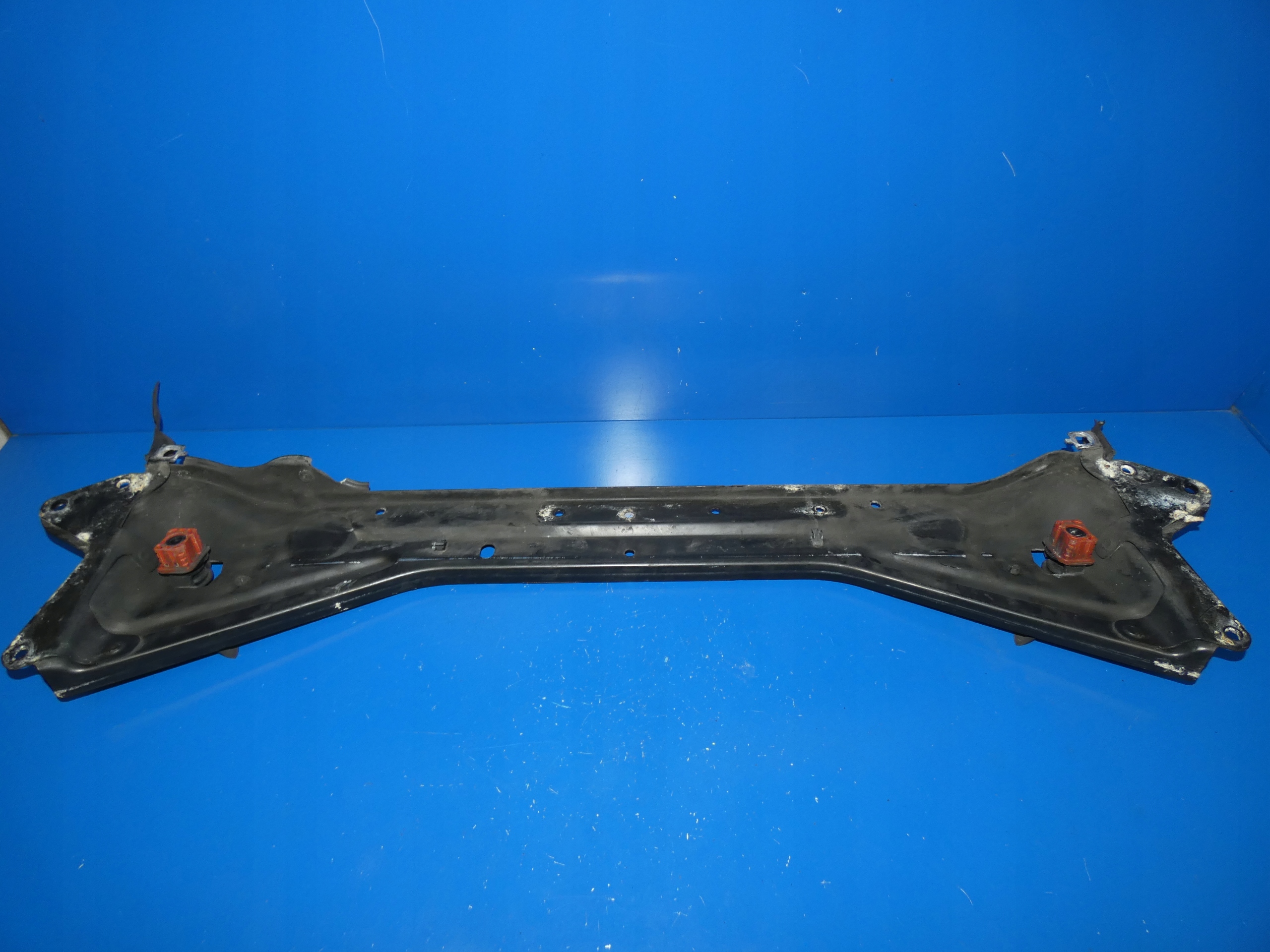MERCEDES CLS W219 support panel for radiators pillar iron