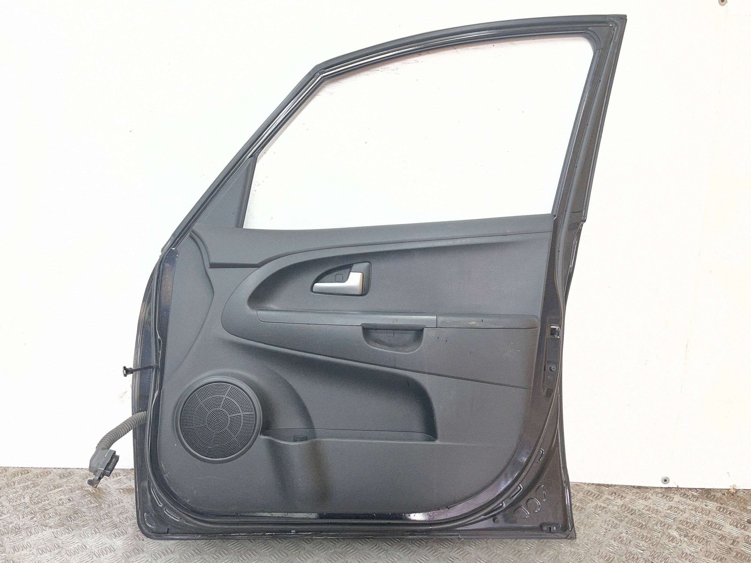 door front front right right KIA VENGA 09