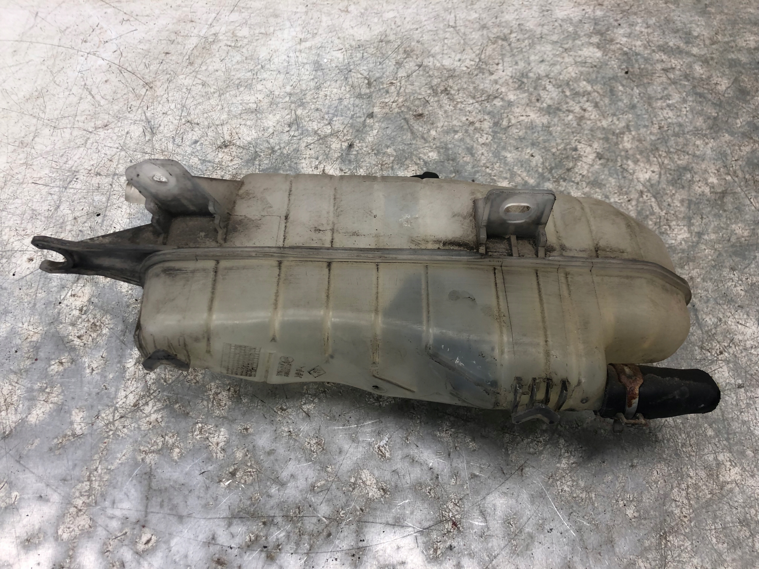 Réservoir eau NISSAN NOTE E11 21711AX600