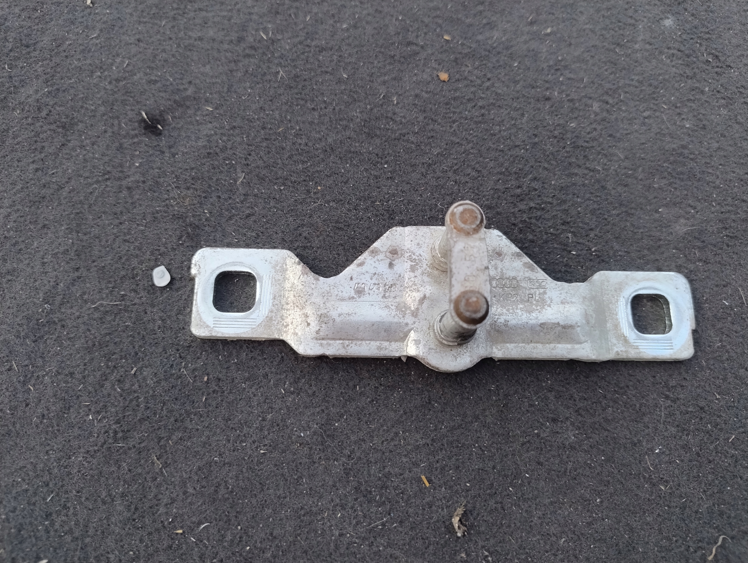 RYGIEL bonnet boot AUDI A4 B8 KOMBI