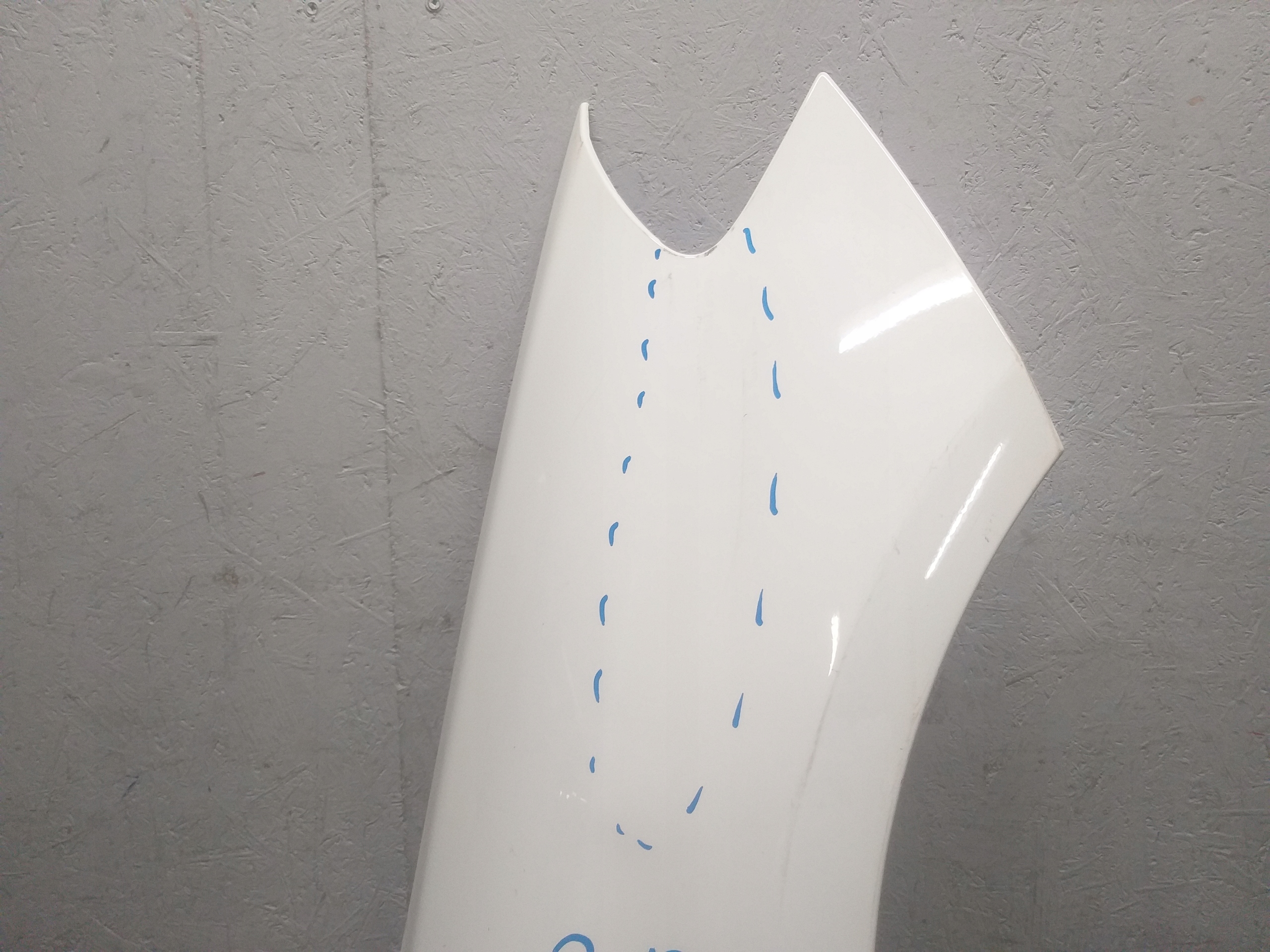 fender front right MERCEDES B KLASA W246