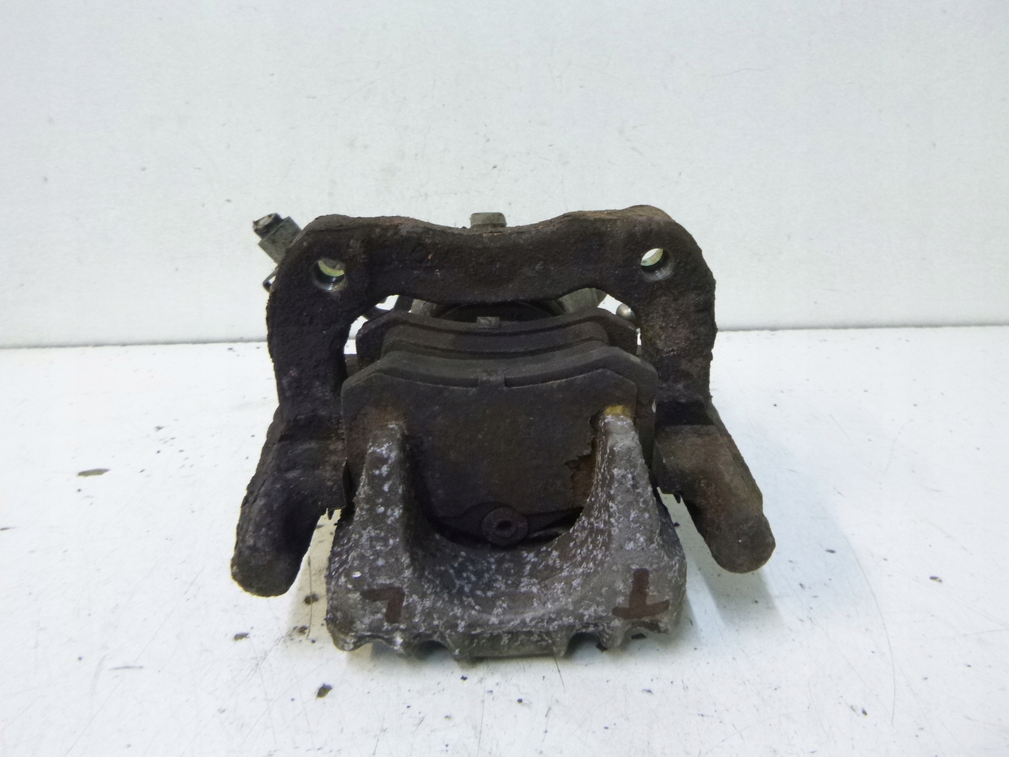 caliper brake rear part Volkswagen Bora 1.6 99r,