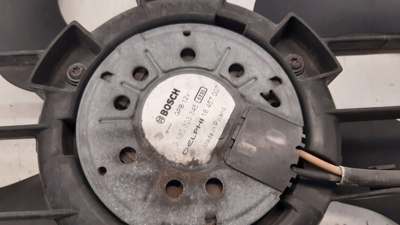 ventilátor chladiče Opel Astra J 2,0 CDTI