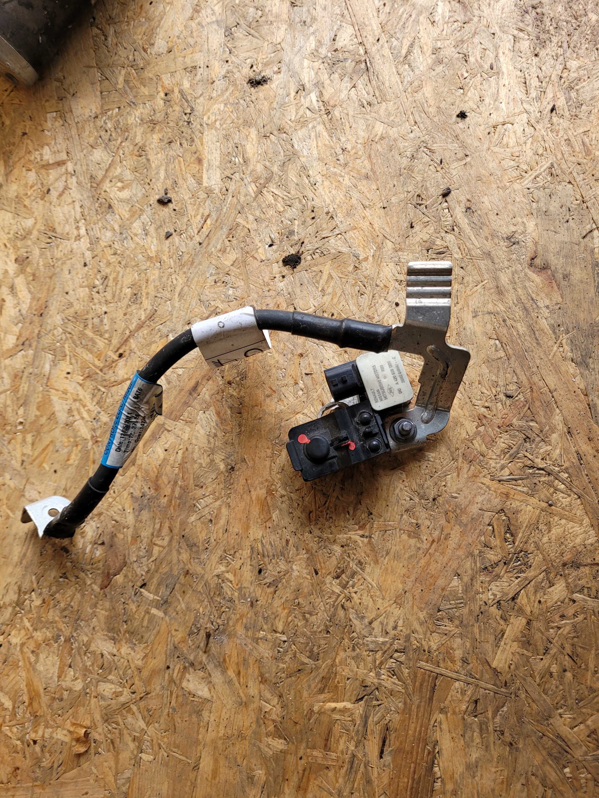 batteriemanagement sensor RENAULT 250820499R