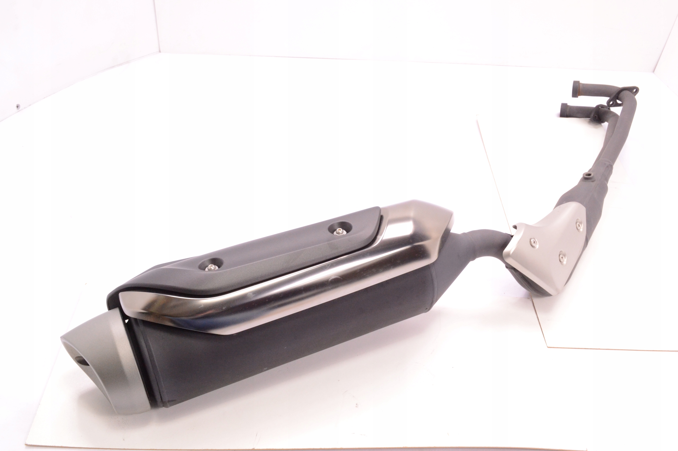 Yamaha TMAX T-MAX 560-глушник комплект