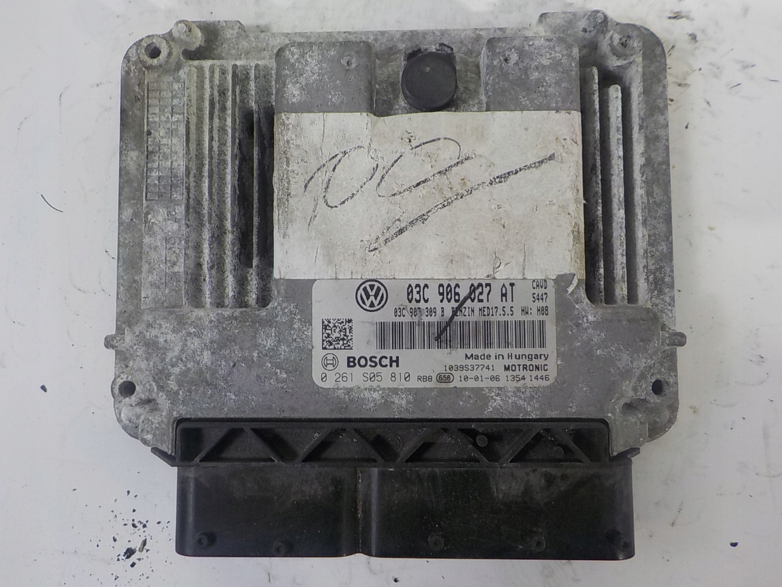 VW computer control unit 03C906027AT 0261S05810
