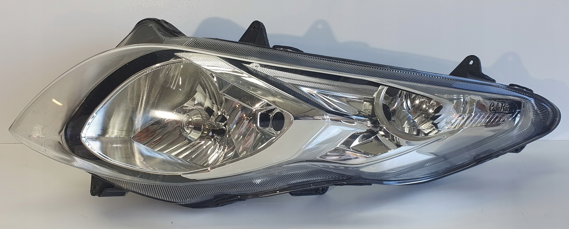 Передня права лампа Suzuki Burgman AN 650 04-06r