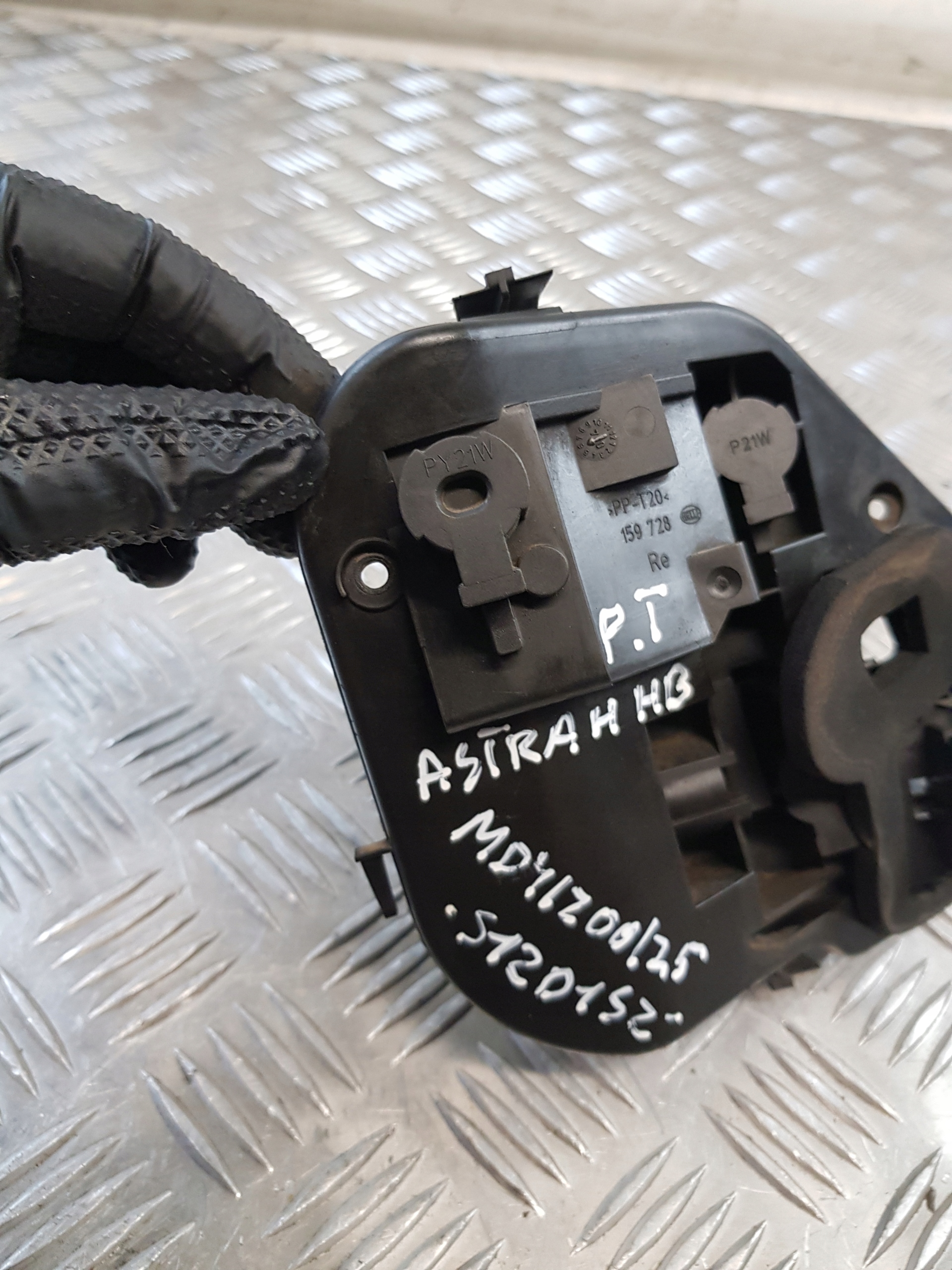 light housing right rear part 159728 OPEL ASTRA H HB EU
