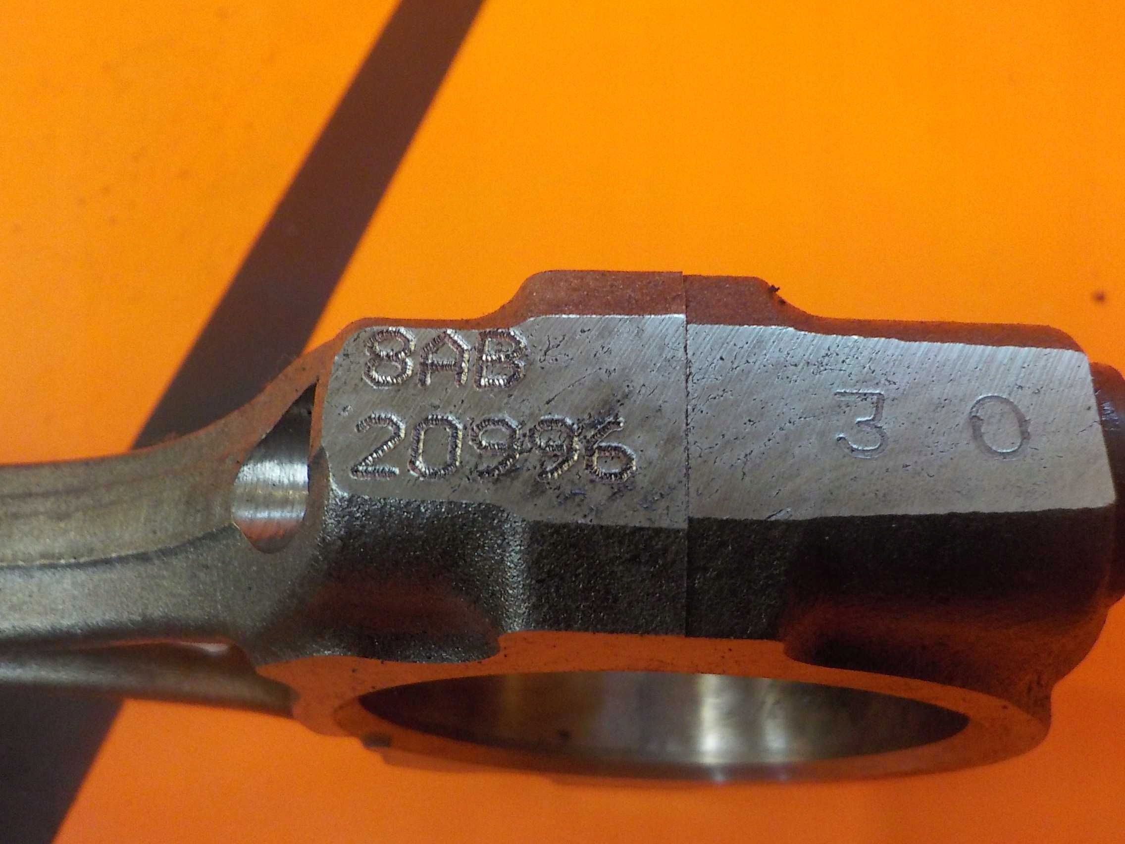 AURIS I AVENSIS 2.0 D4D 09r 126KM korbowod 8AB Numer katalogowy części 8AB