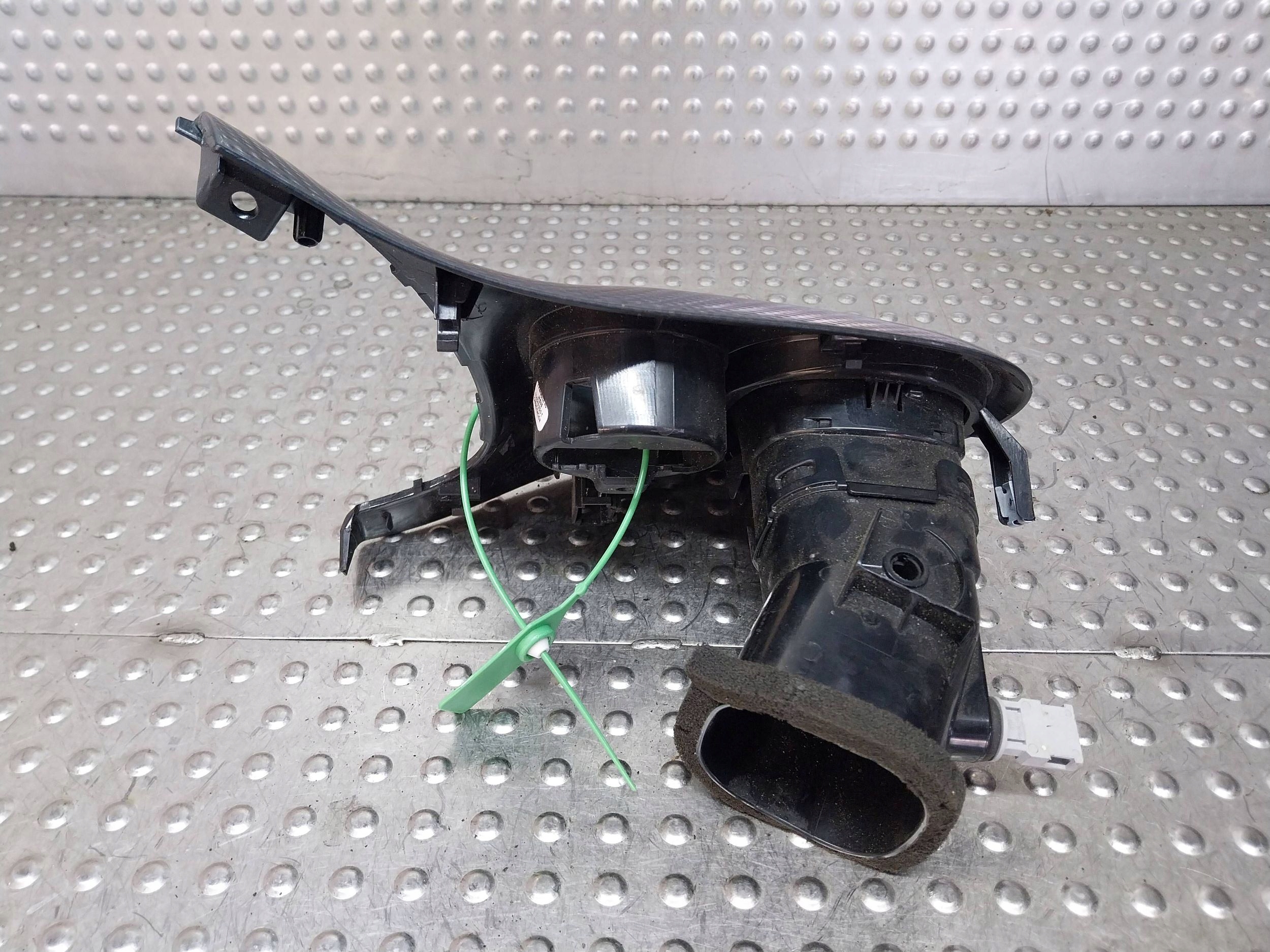 grid air conditioning devices left 5C1858365A VW BEETLE 5C CARBON