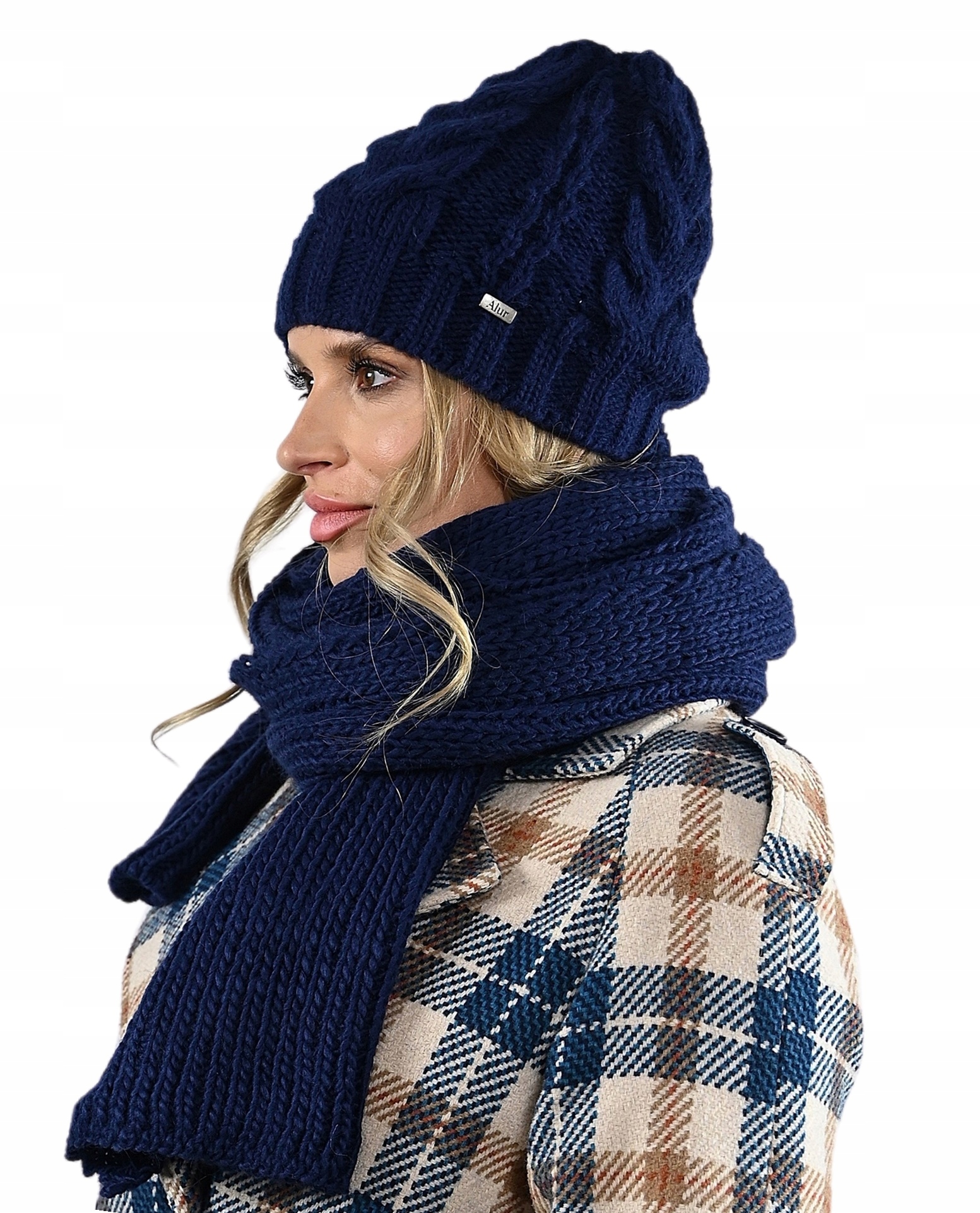 Dámský Komplet teplá zimní čepice s šálou, polský výrobek, modrá barva