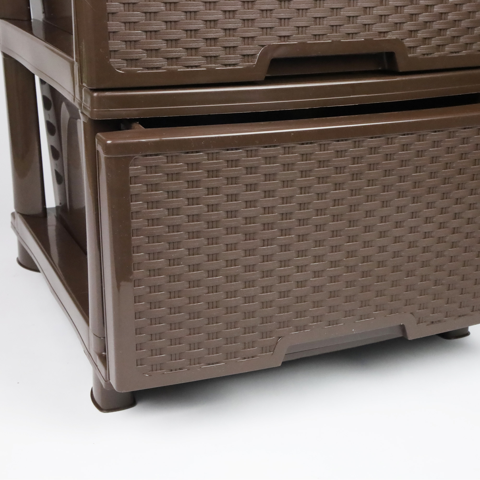 REGAŁ ŁAZIENKOWY BRĄZOWA KOMODA STOJAK SŁUPEK SZAFKA Z 4 KOSZAMI RATTAN