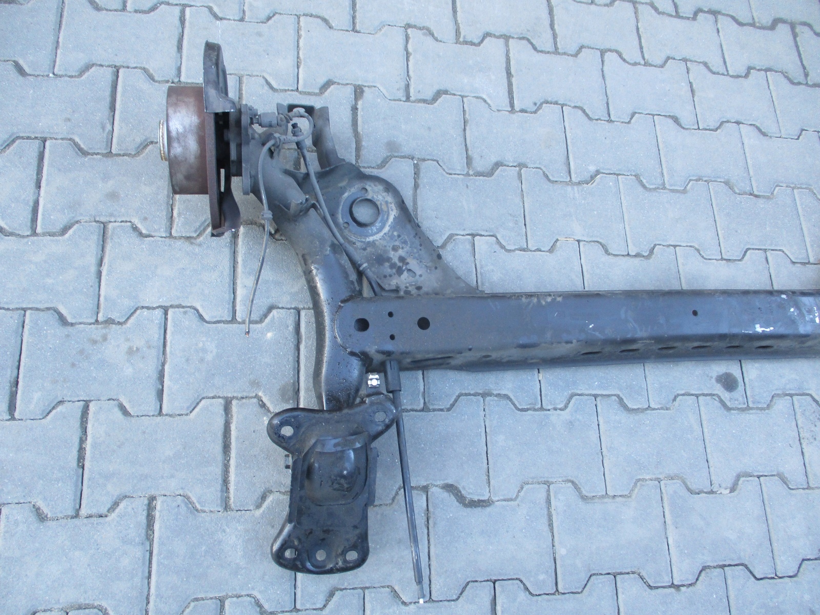 axis rear sususpension sider SKODA OCTAVIA III 1,6D 17R