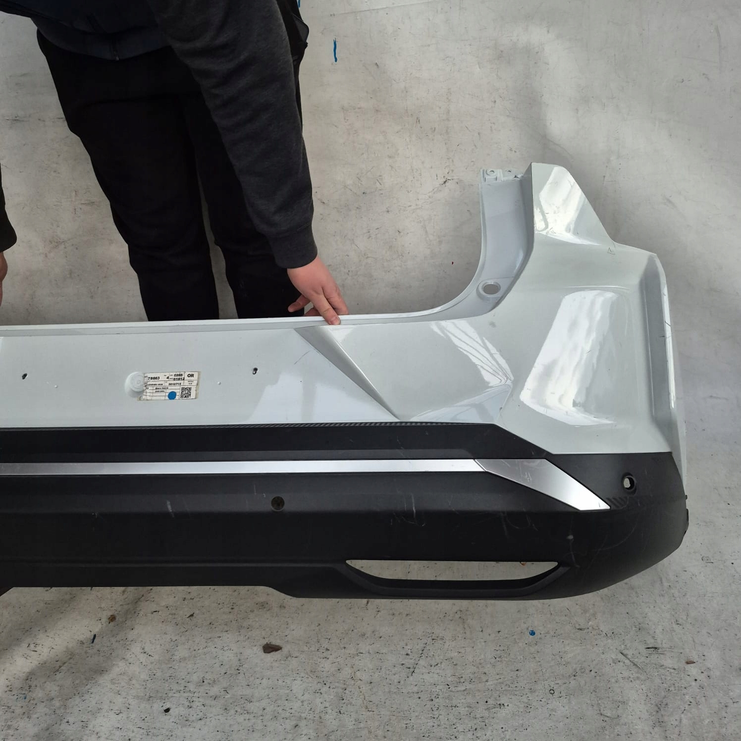 RENAULT SCENIC V 5 E-TECH 24- bumper rear part rear PDC 850239698R