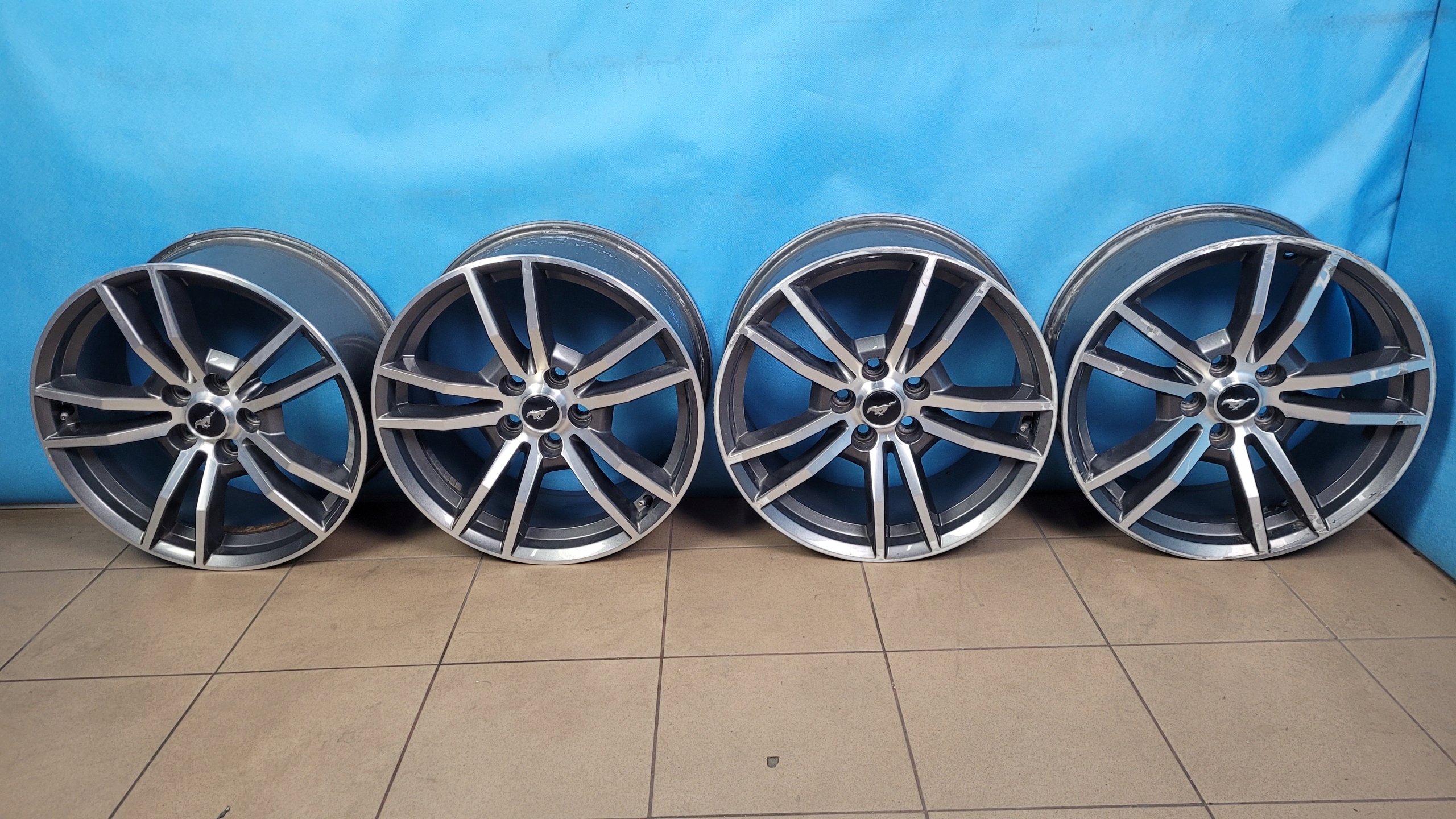 FORD MUSTANG VI ДИСКИ AULFELGIjx18 Fr3c-1007-BB