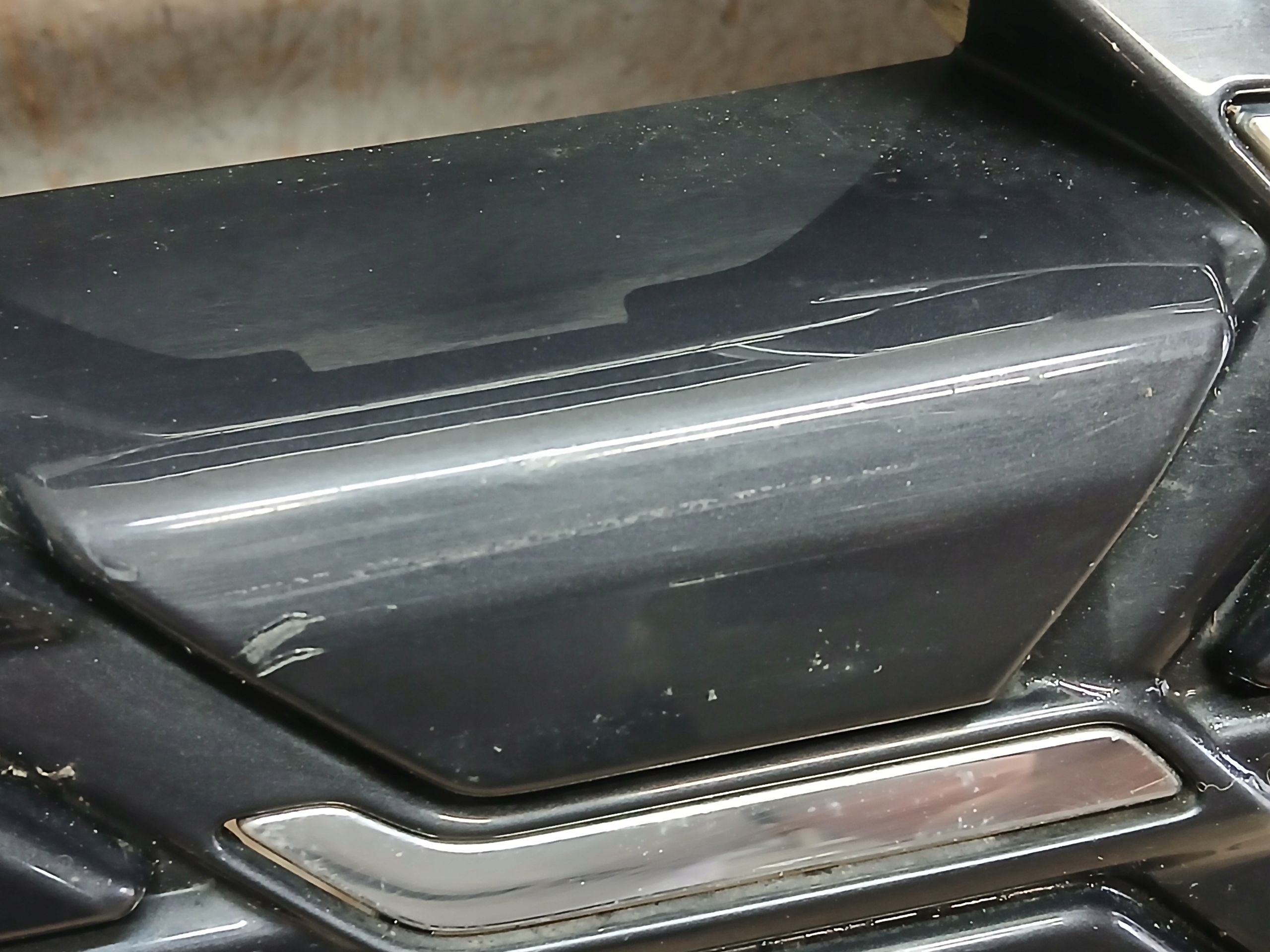 maska AUDI A6 C8 4K LIFT S LINE 4K0853651T