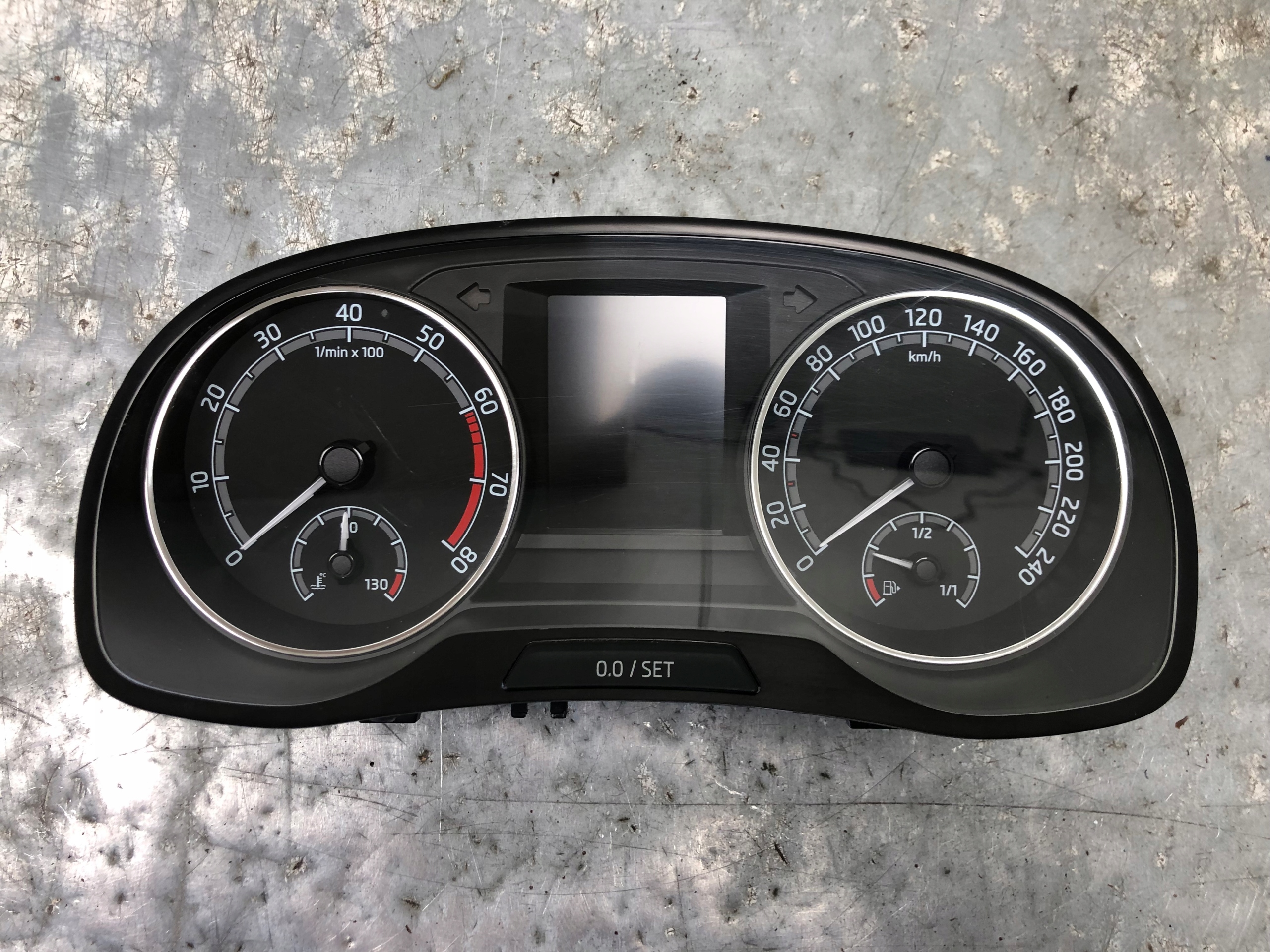 dials dials SKODA FABIA III 6V0920740D EUROPA