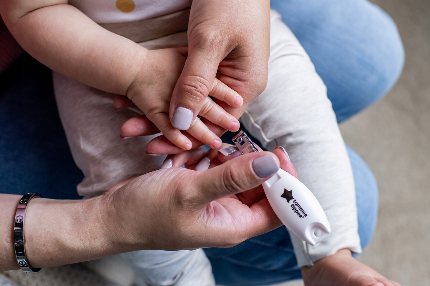 Cążki bezpieczne Tommee Tippee Waga produktu z opakowaniem jednostkowym 0.05 kg