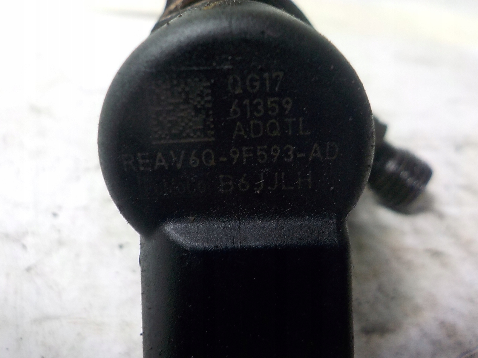 PEUGEOT 508 1.6 E-HDI injector 6Q-9F593-AD