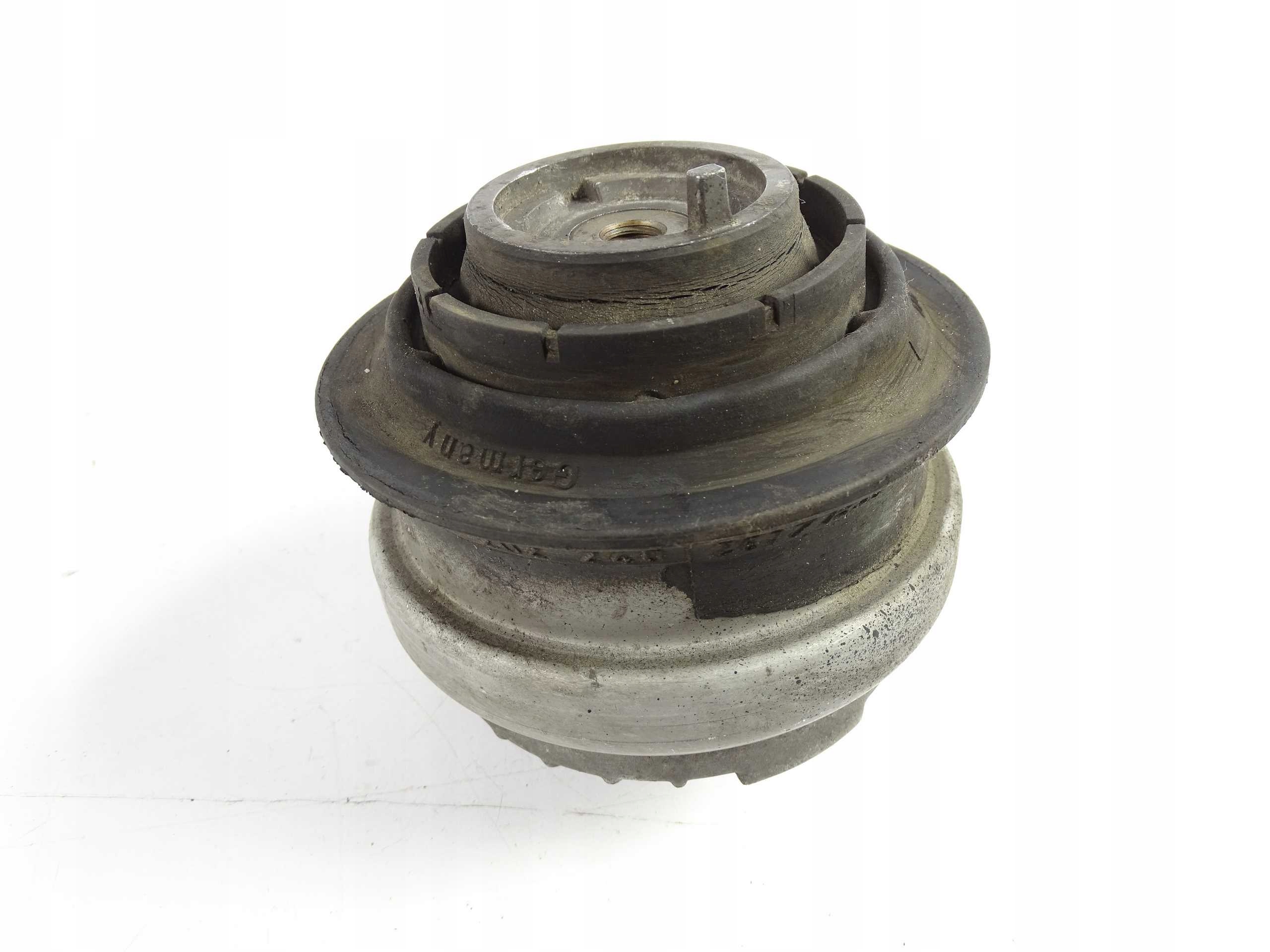 Mercedes КЛК W208 2.3 K ПОДУШКА ДВИГУНА ПЕРЕД