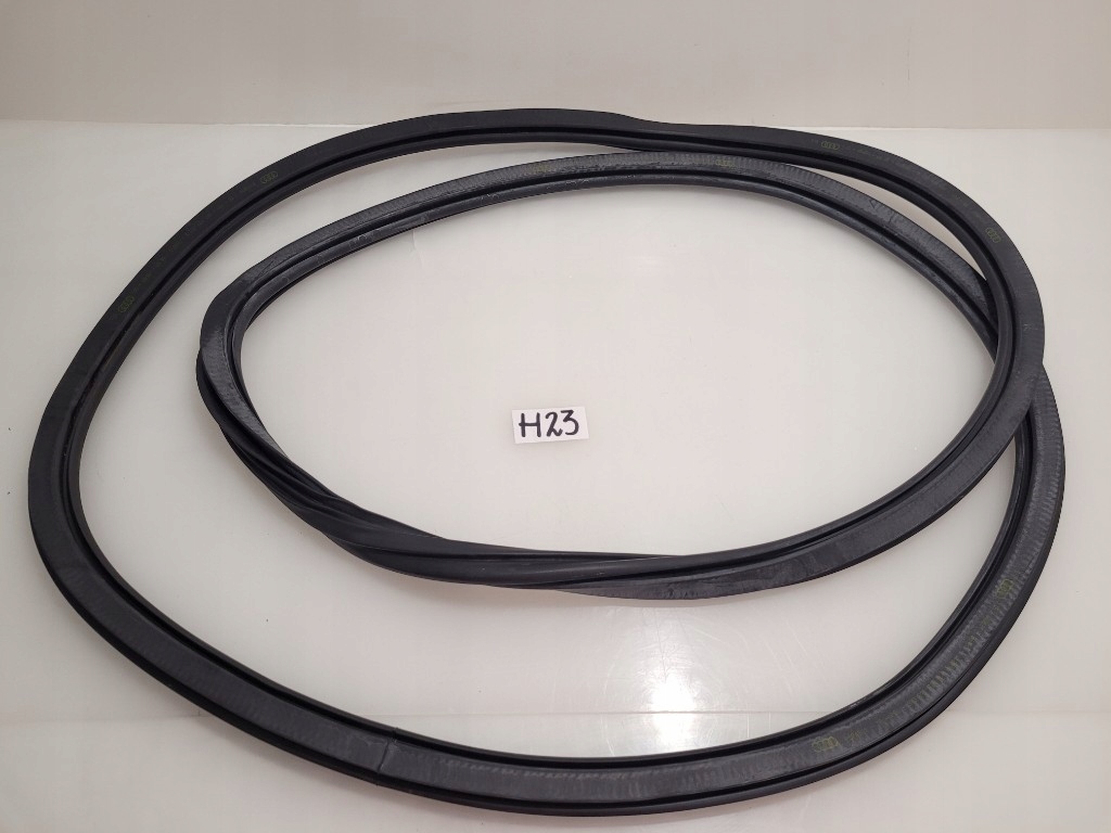 AUDI A3 8V 3-Y DRZWI USZCZELKA DRZWI LEWY PRZÓD Typ samochodu Samochody osobowe