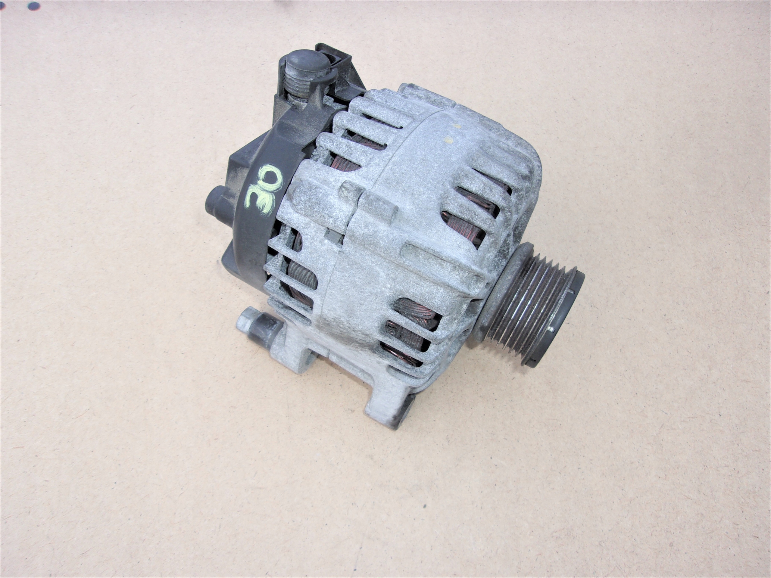 Генератор Ford OE 8v21-10300-AB