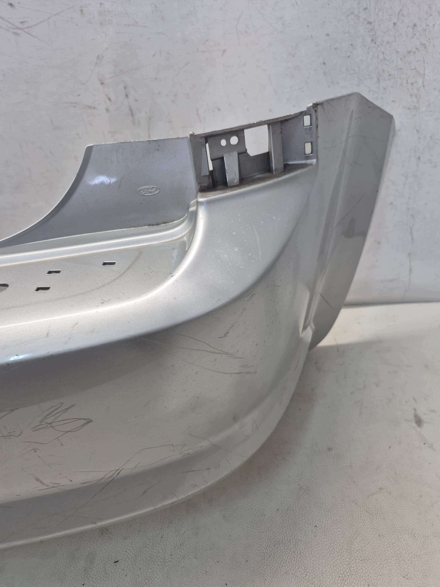 FORD C-MAX e 1 MK1 LIFT 06-10 Paraurti posteriore posteriore