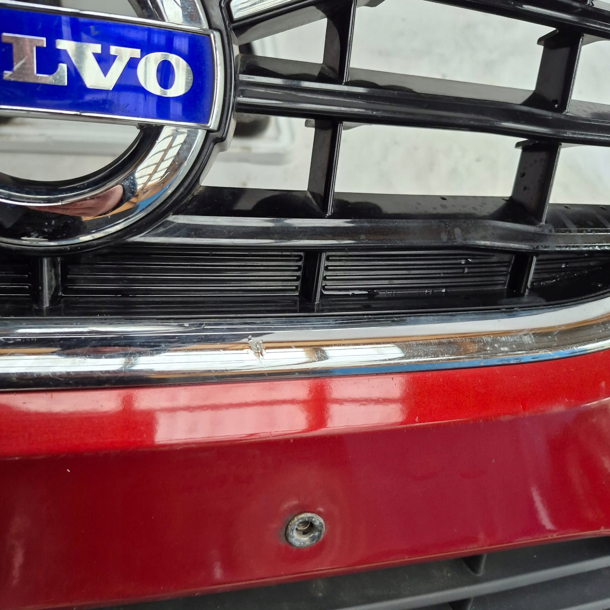 VOLVO V40 II 12-16 bumper front front SPR PDC 31283732