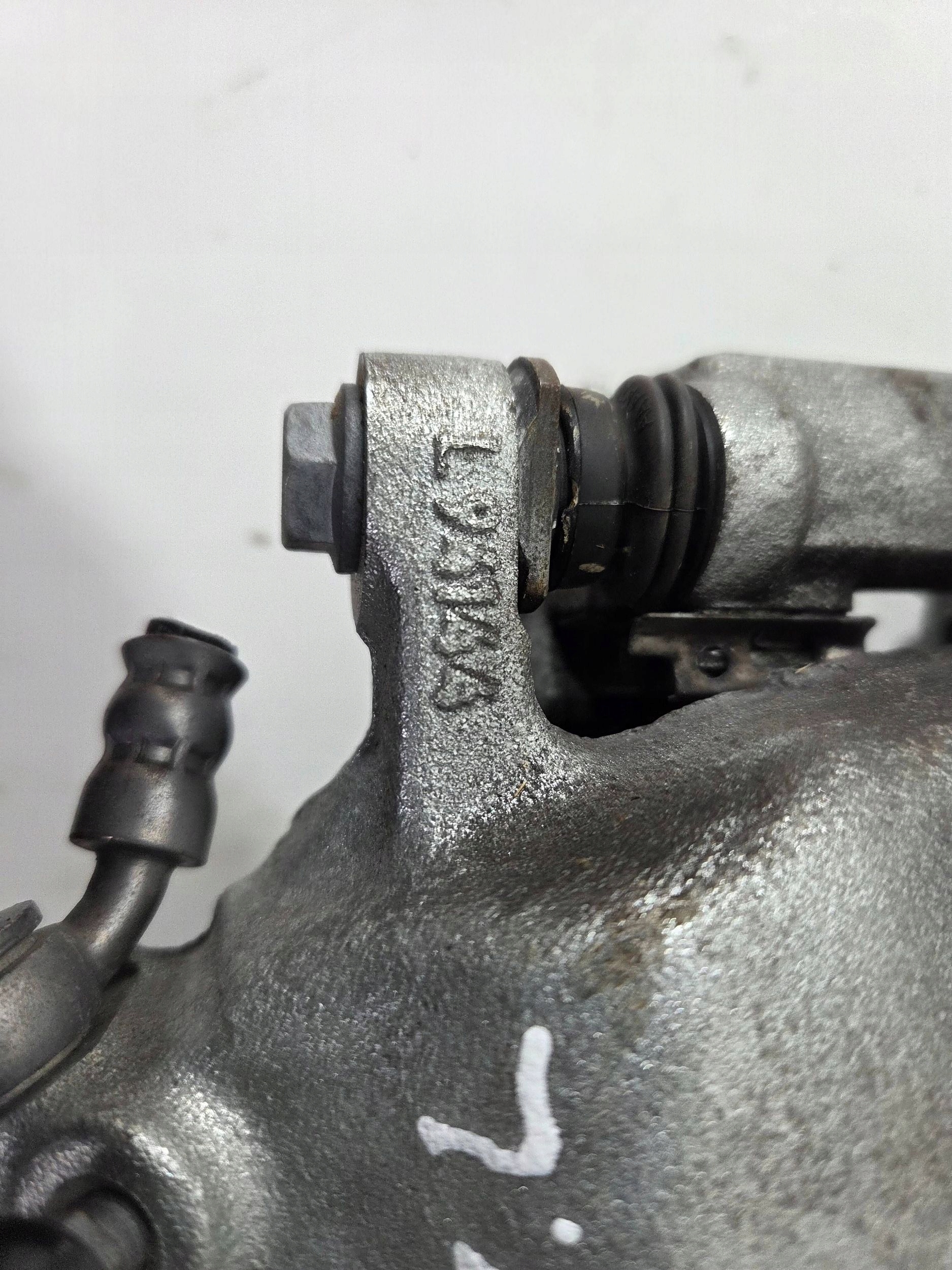 Peugeot 208 II caliper brake front left L94144 (B20)