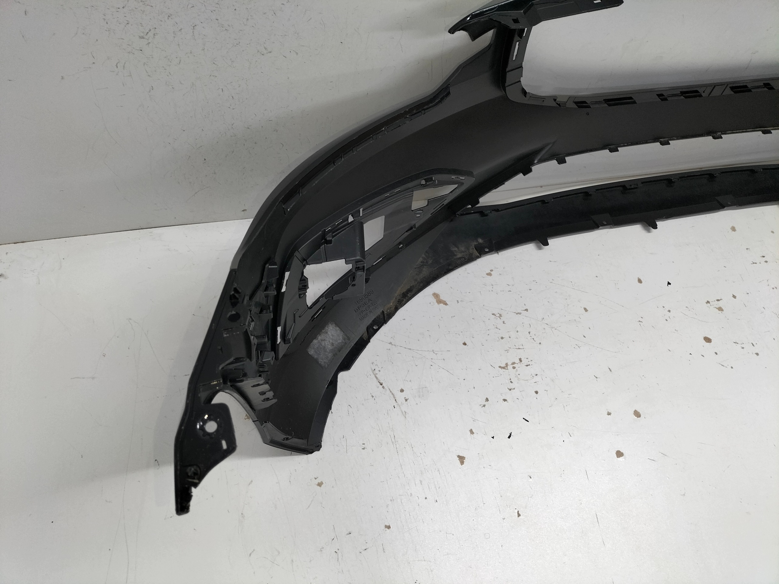 front bumper front VOLVO S60 III V60 II 18