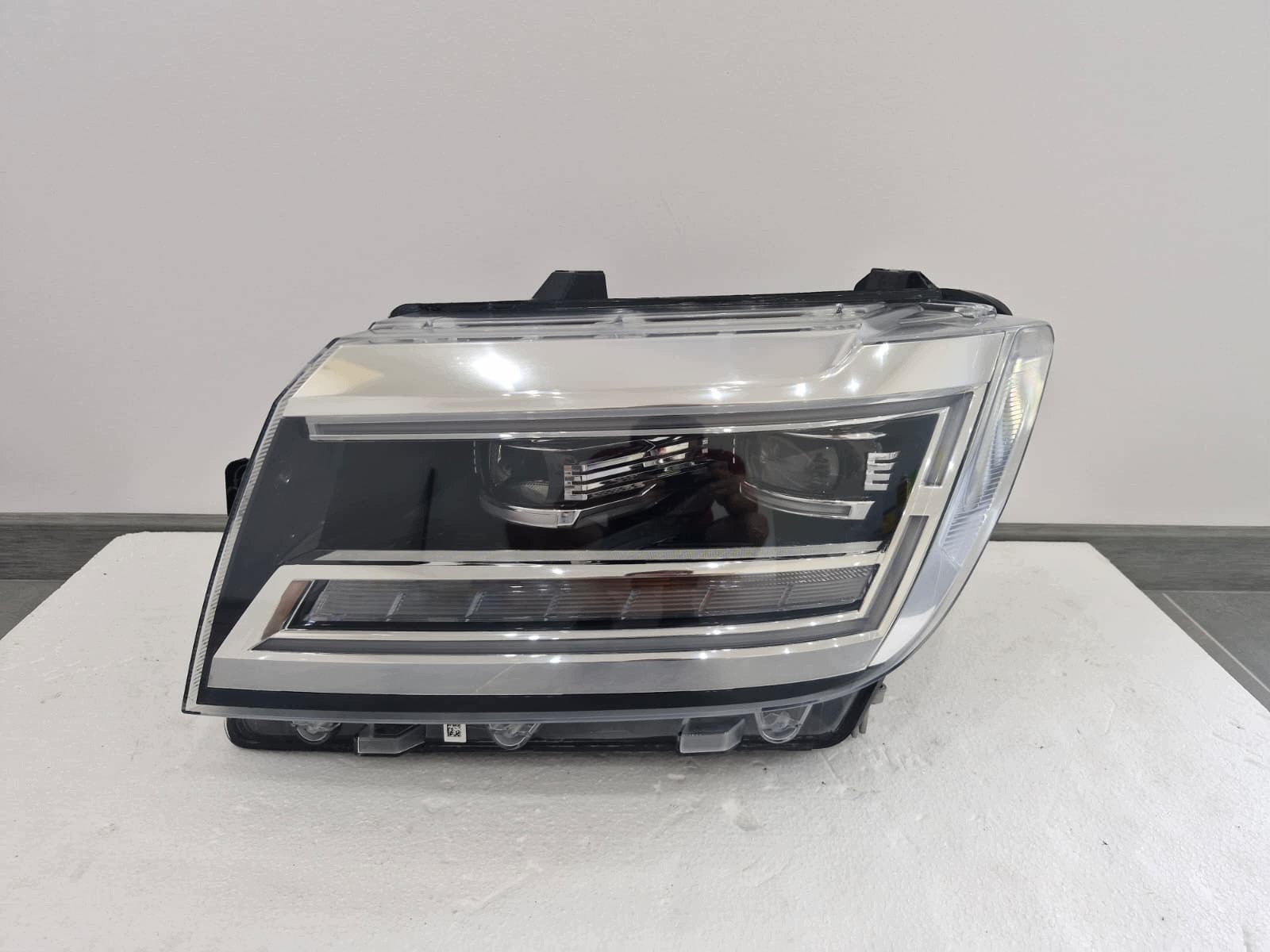 far lijeva VW Crafter FULL LED