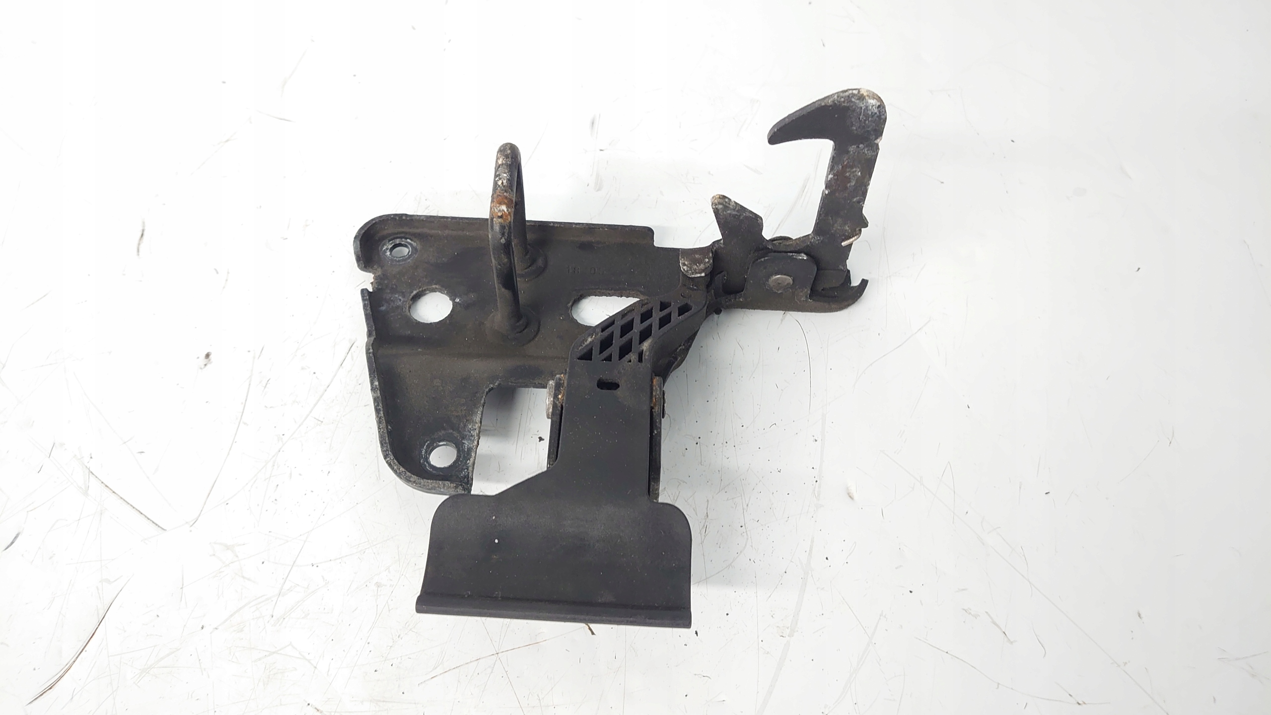 AUDI A6 C6 QUATTRO bonnet latch lock RYGIEL 4F0823480A