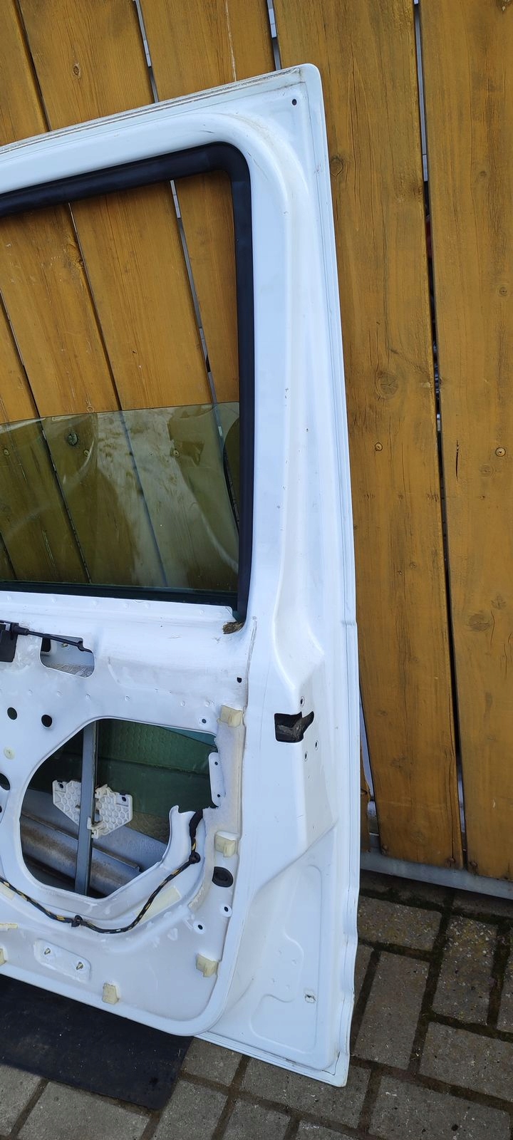 dveře předek přední pravé Ford Transit Connect MK1 AA
