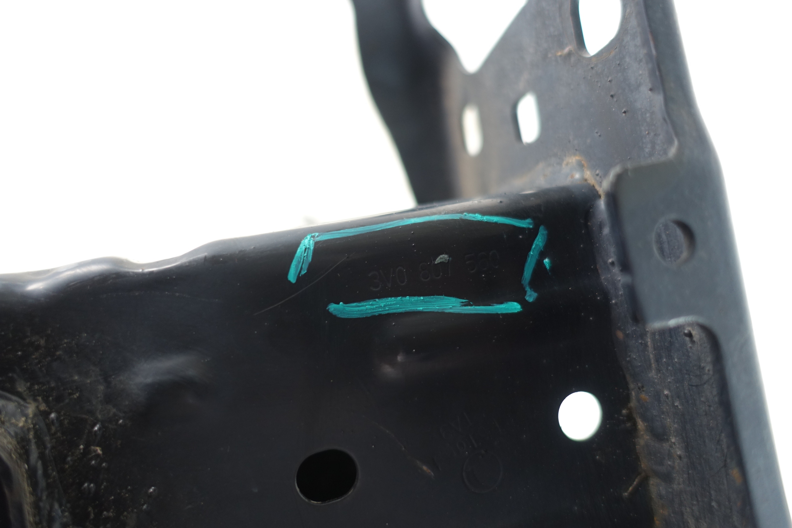 SKODA SUPERB III 2015- pillar bumper support front 3V0807563