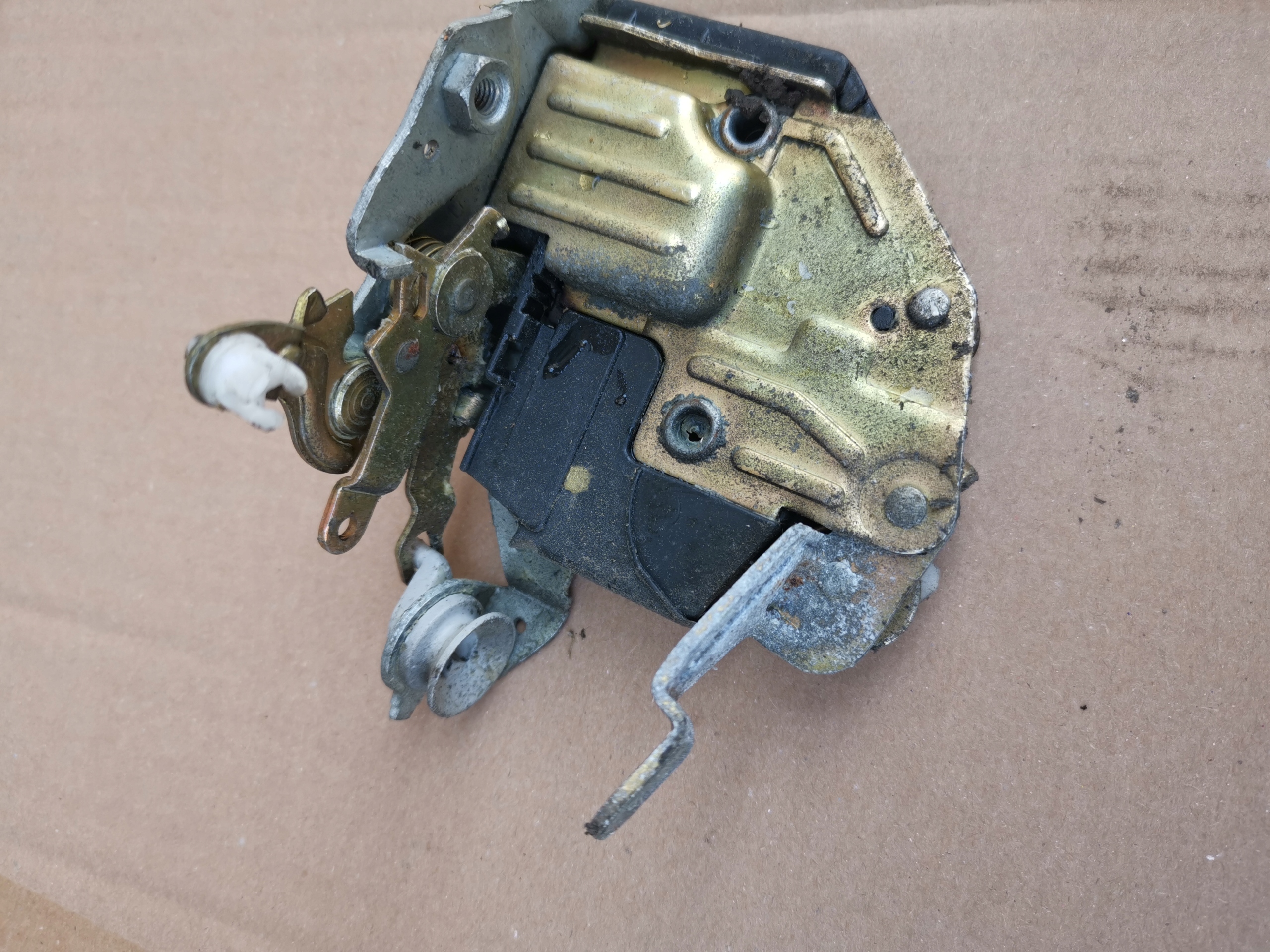 lock door left right rear part front MERCEDES W124