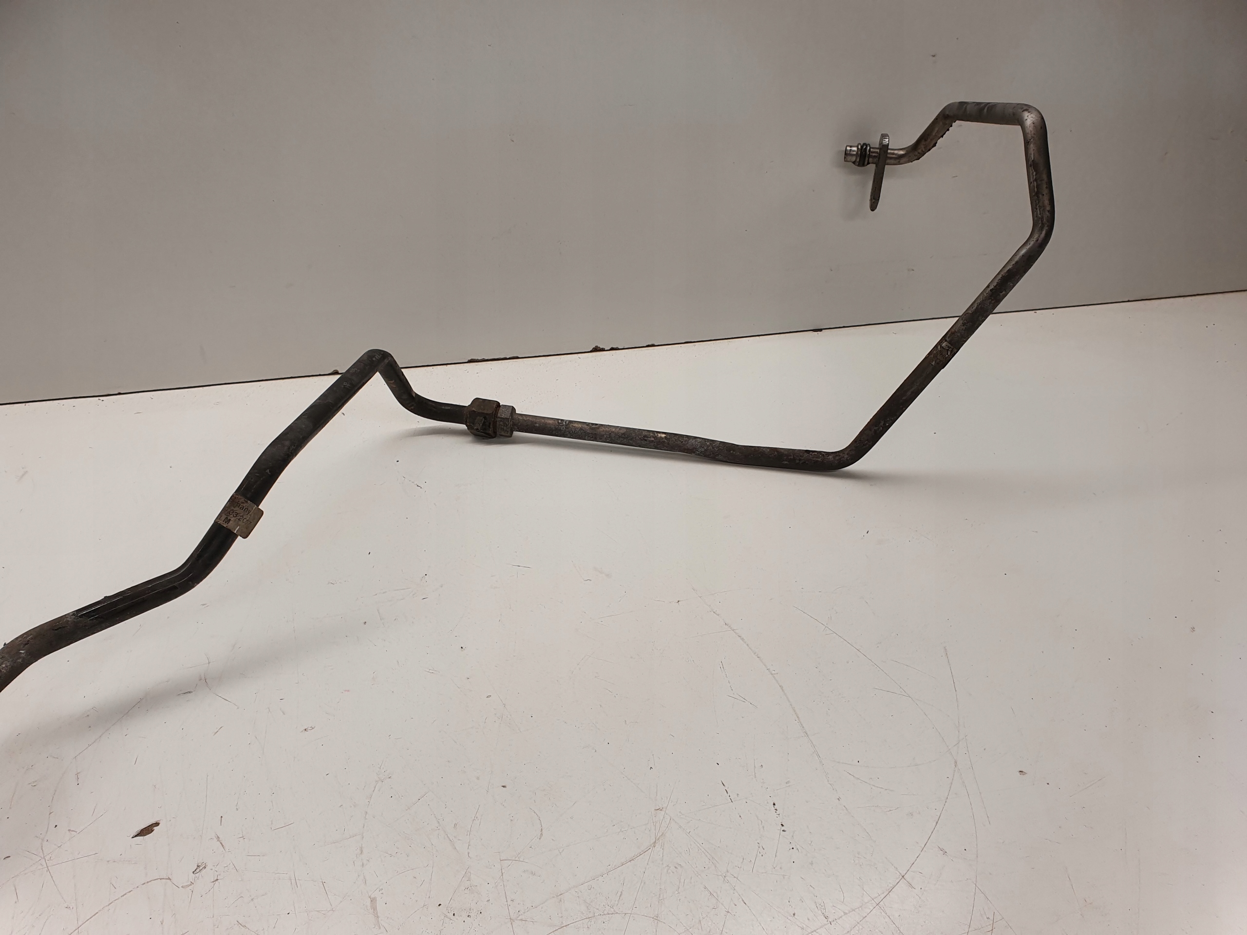rohr Ölleitung Getriebe AUDI A4 B7 8E0317821M
