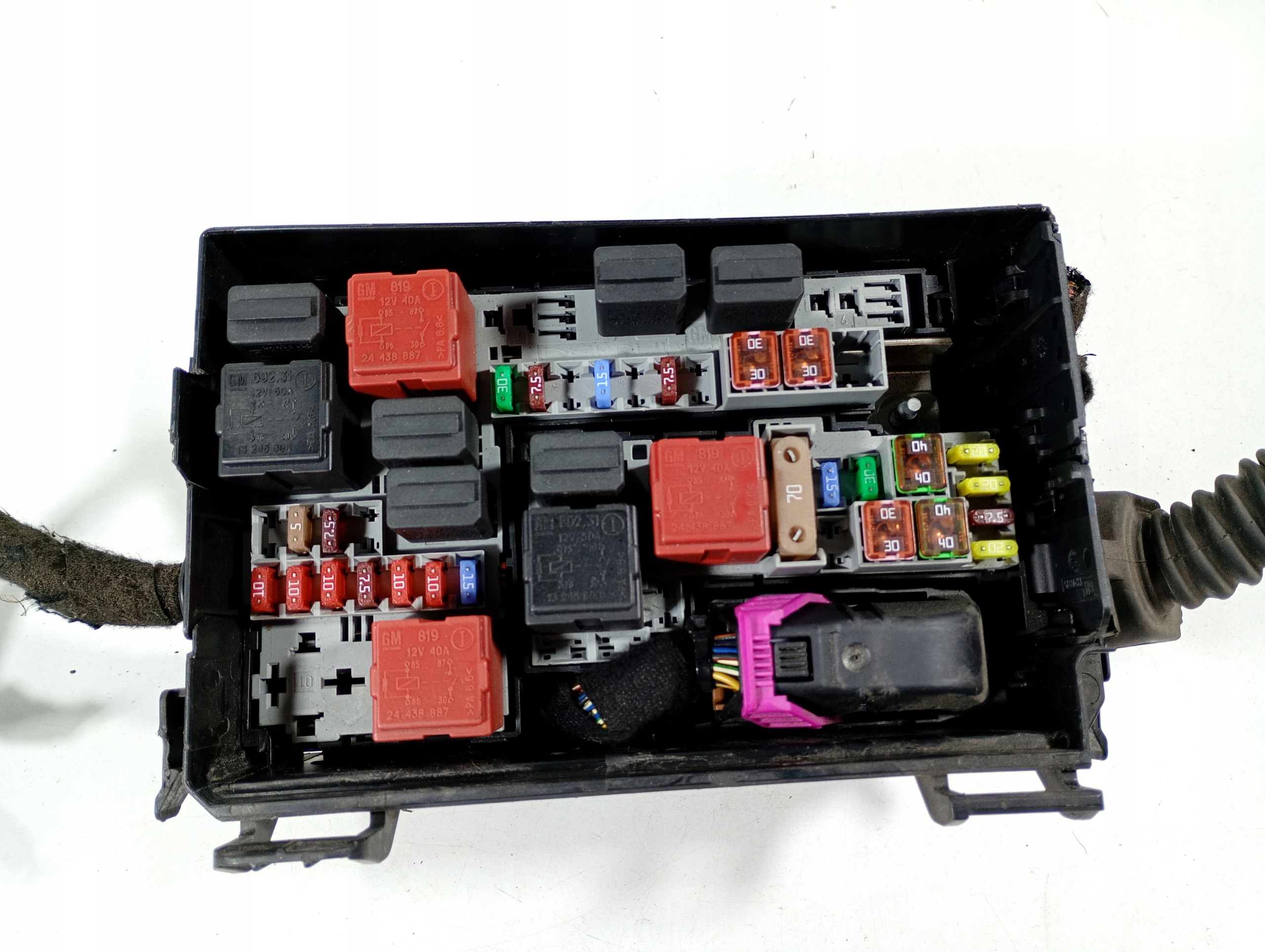 Opel Corsa D 06-11 Module fusibles